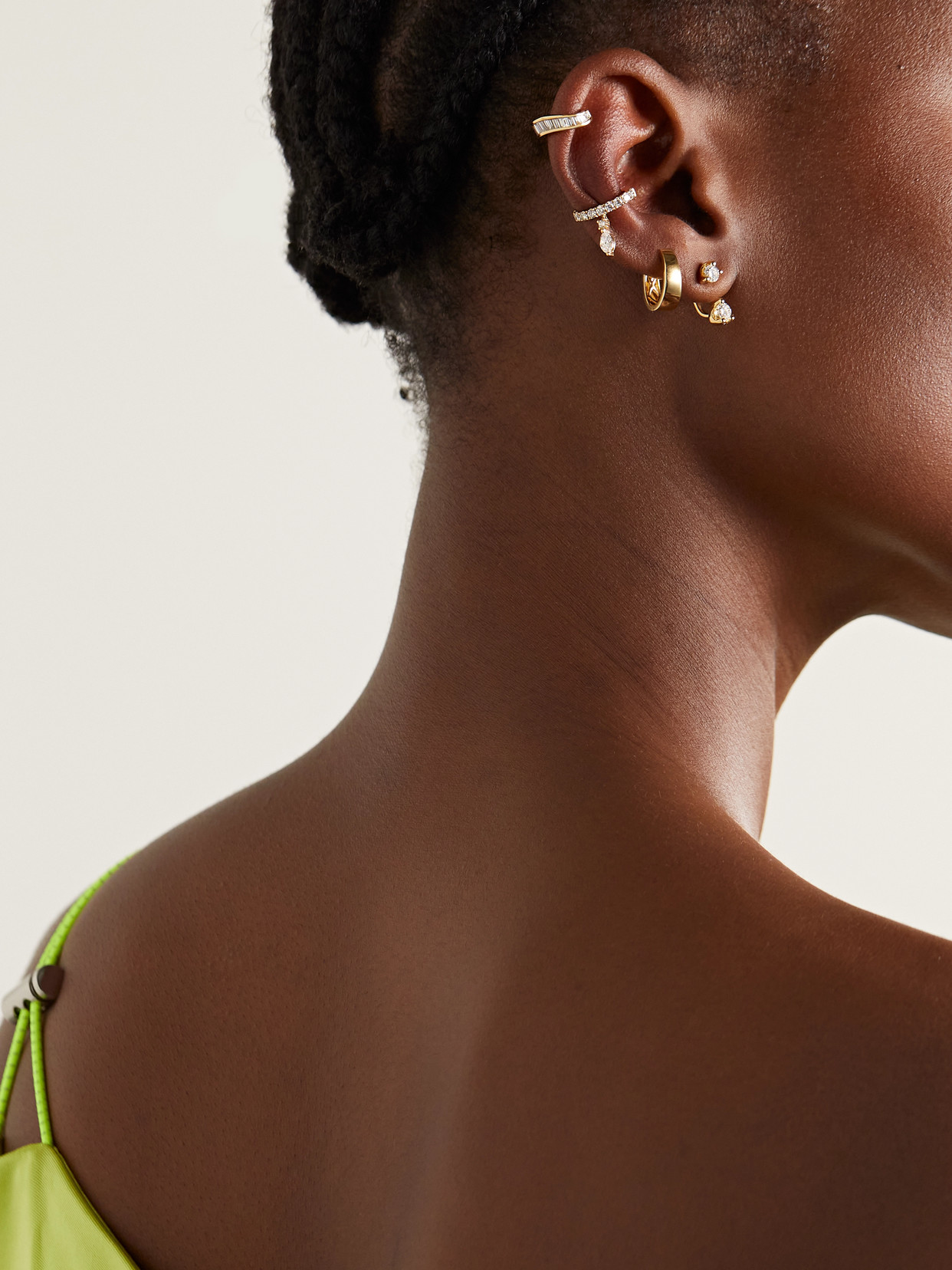 Anita Ko 18-karat Gold Diamond Ear Cuff In Gold