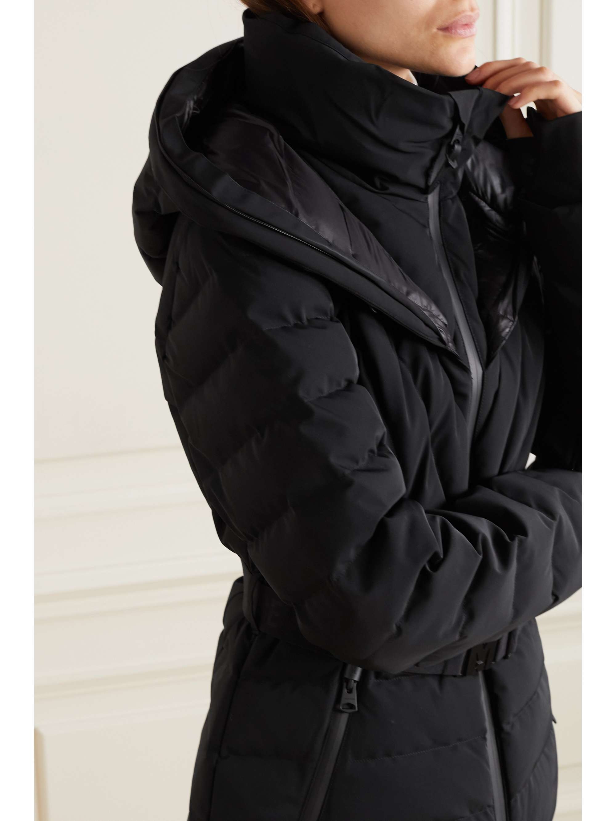 MACKAGE 