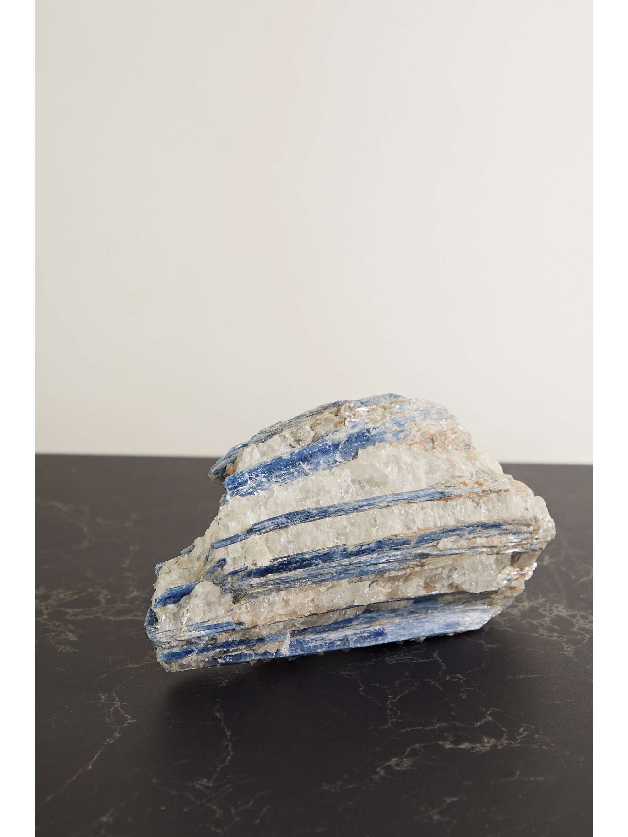 JIA JIA Large kyanite cluster