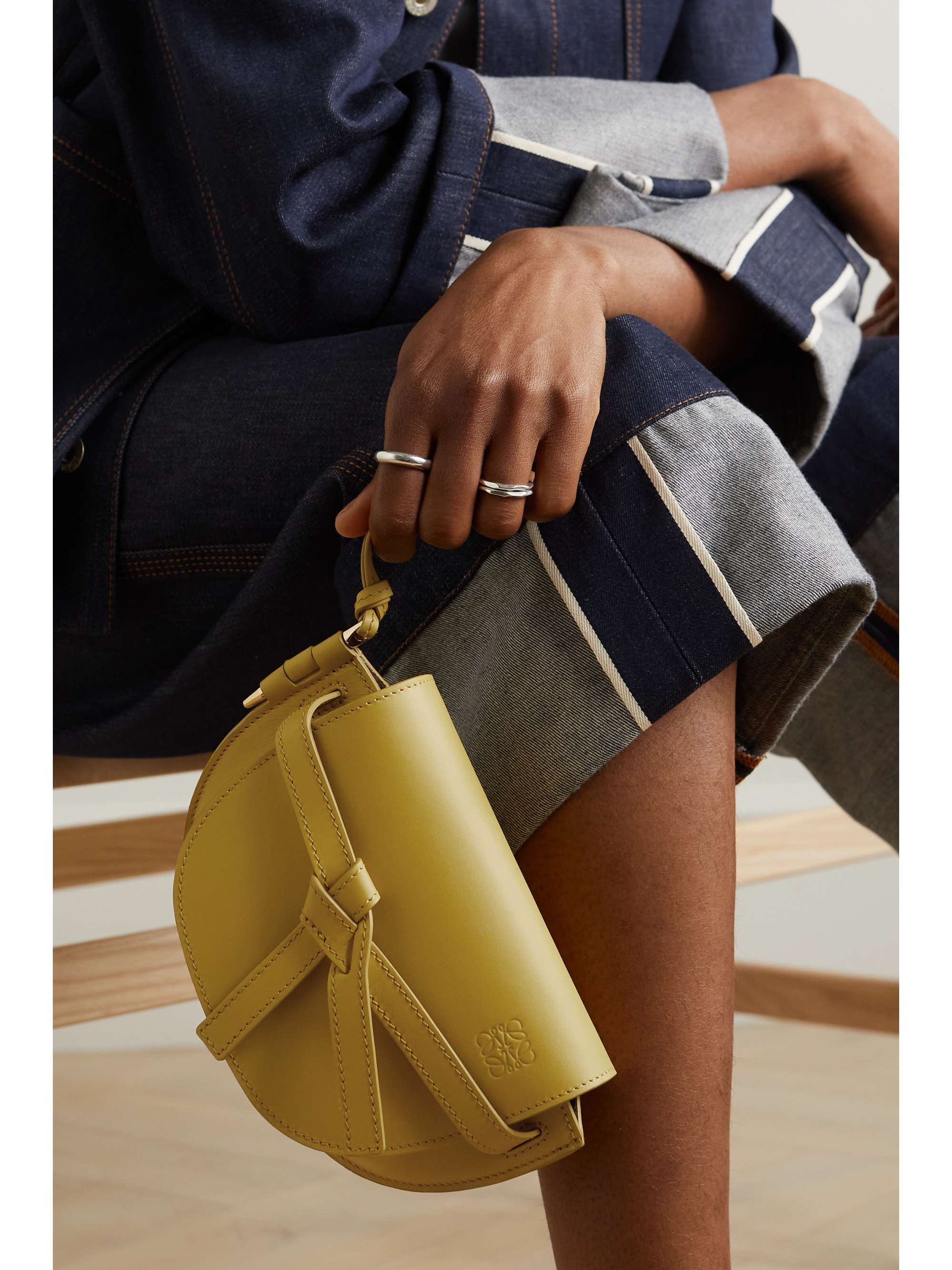 Opinión lanzar Nombre provisional LOEWE Gate mini canvas jacquard-trimmed leather shoulder bag | NET-A-PORTER