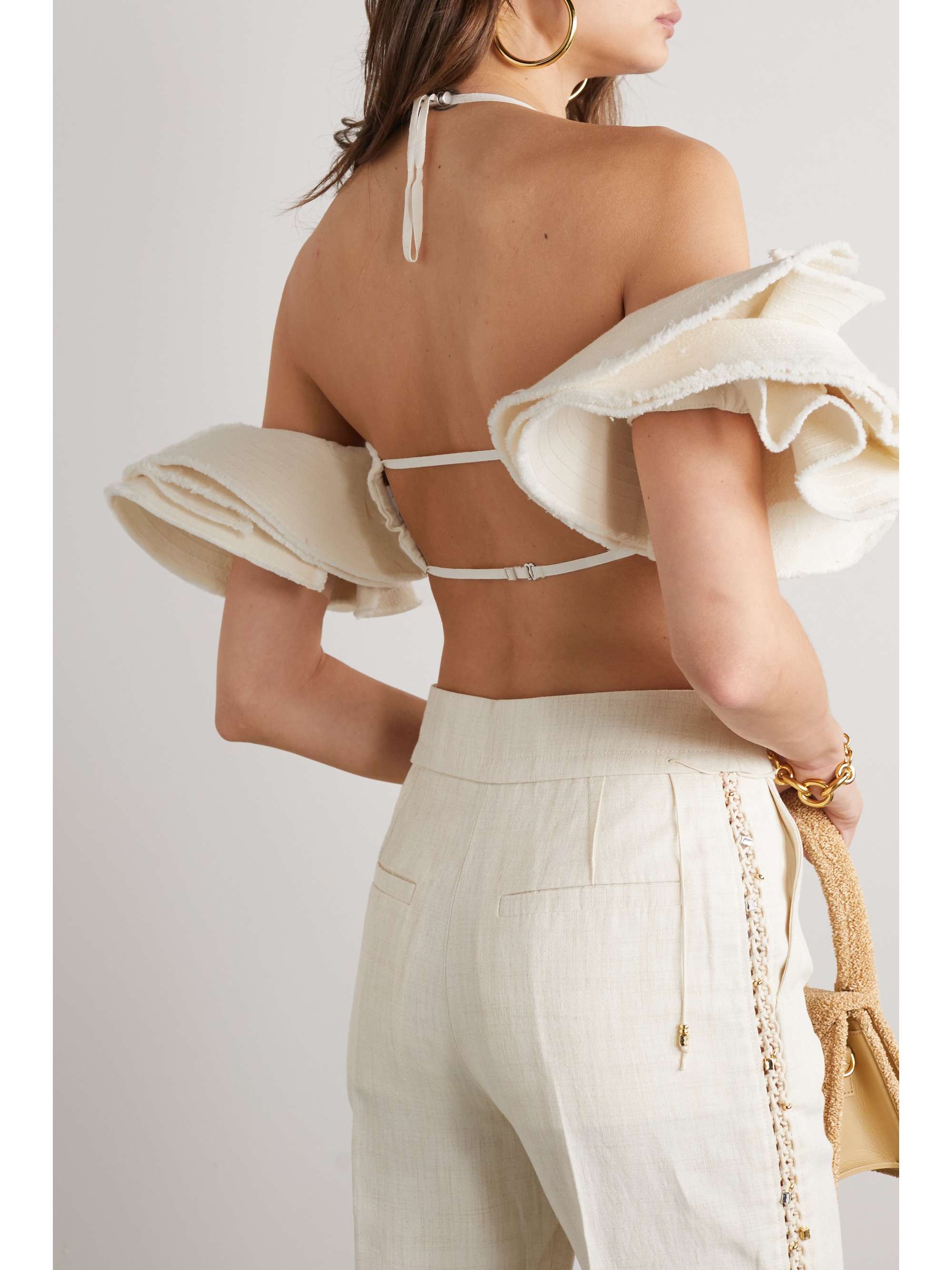JACQUEMUS 아티쇼 크롭 콜드 숄더 코튼 캔버스 탑