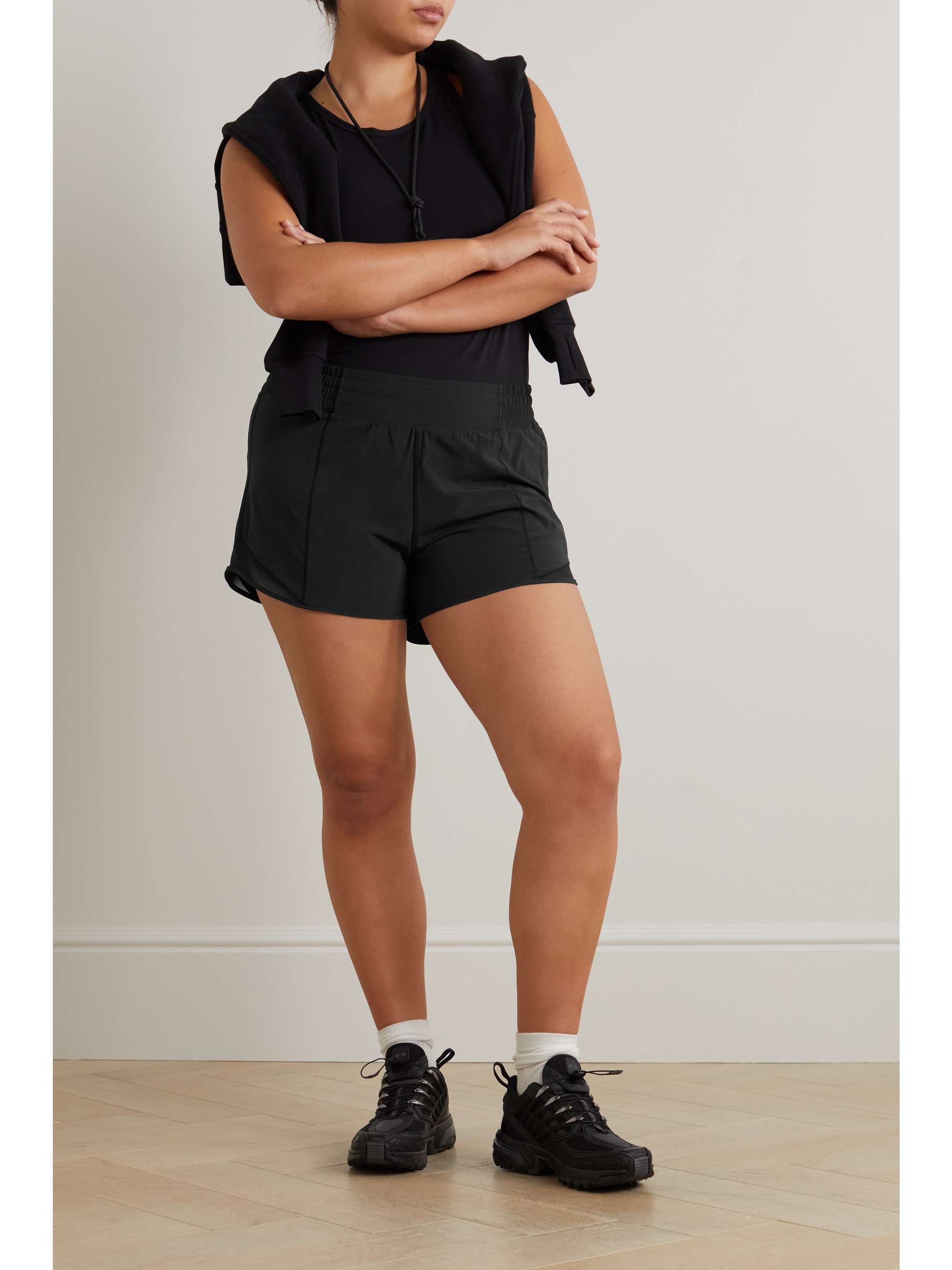 Hotty Hot low-rise mesh-paneled stretch recycled-Swift shorts - 4