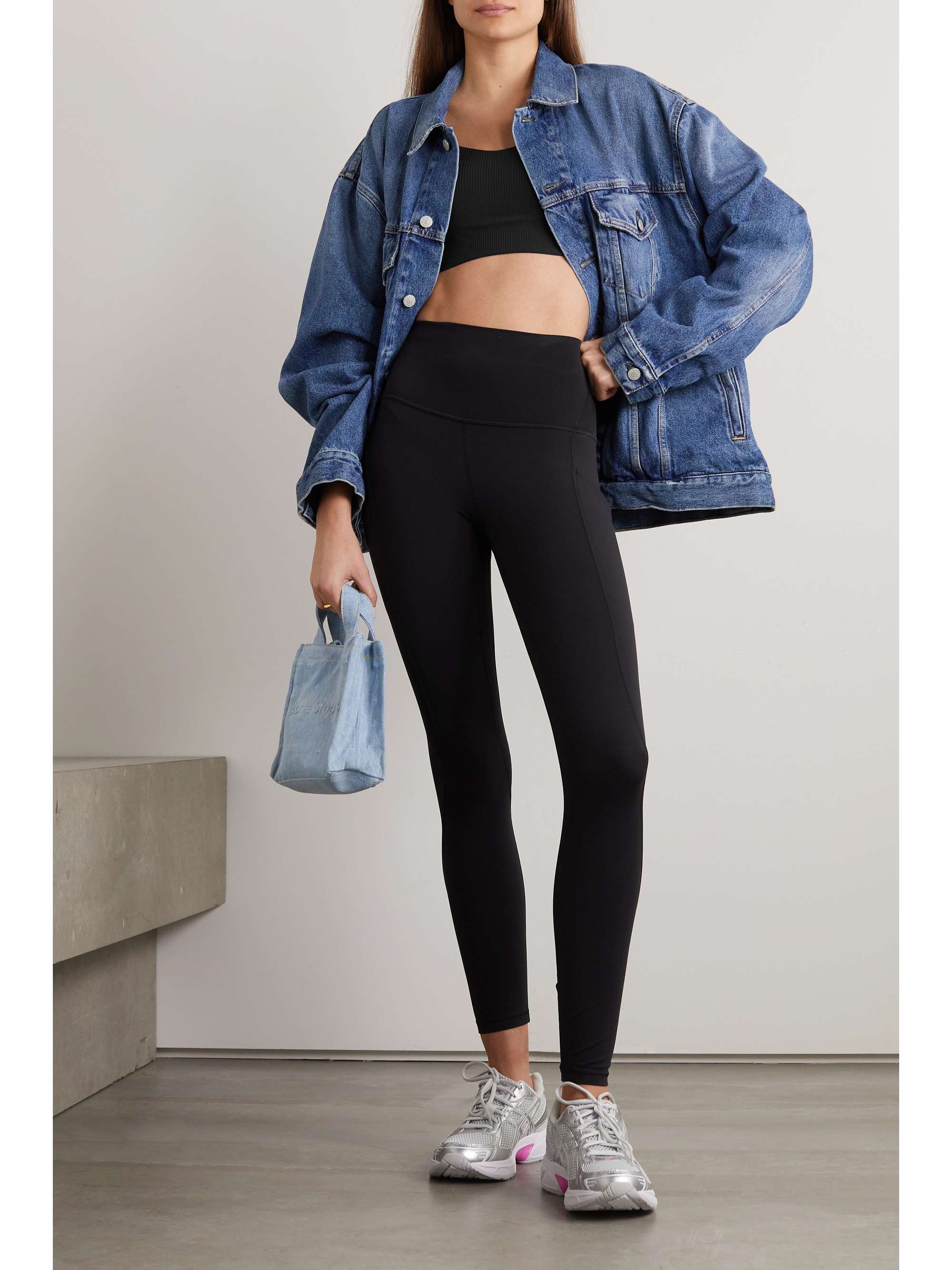 LULULEMON 