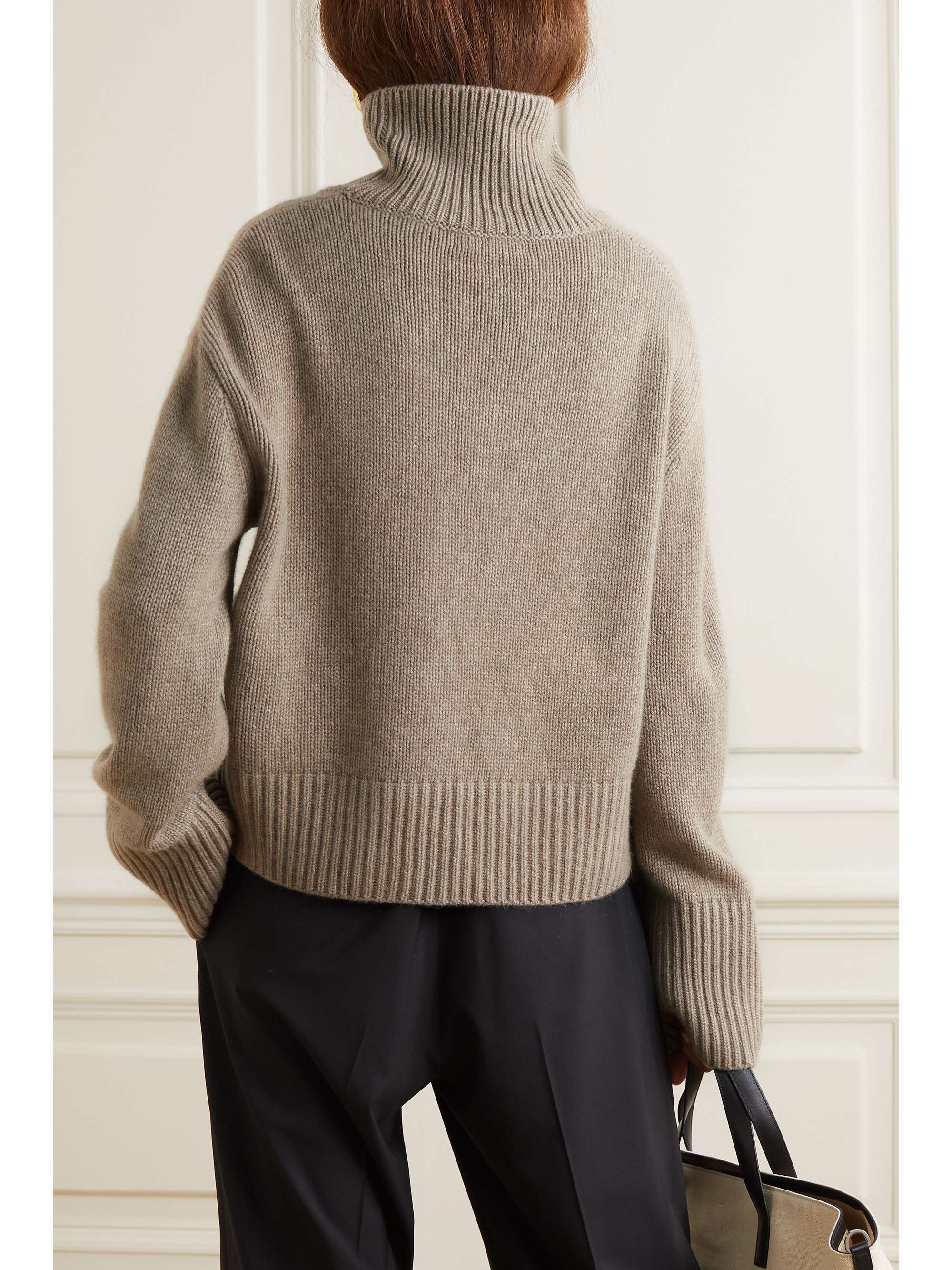 LISA YANG Fleur cashmere turtleneck sweater