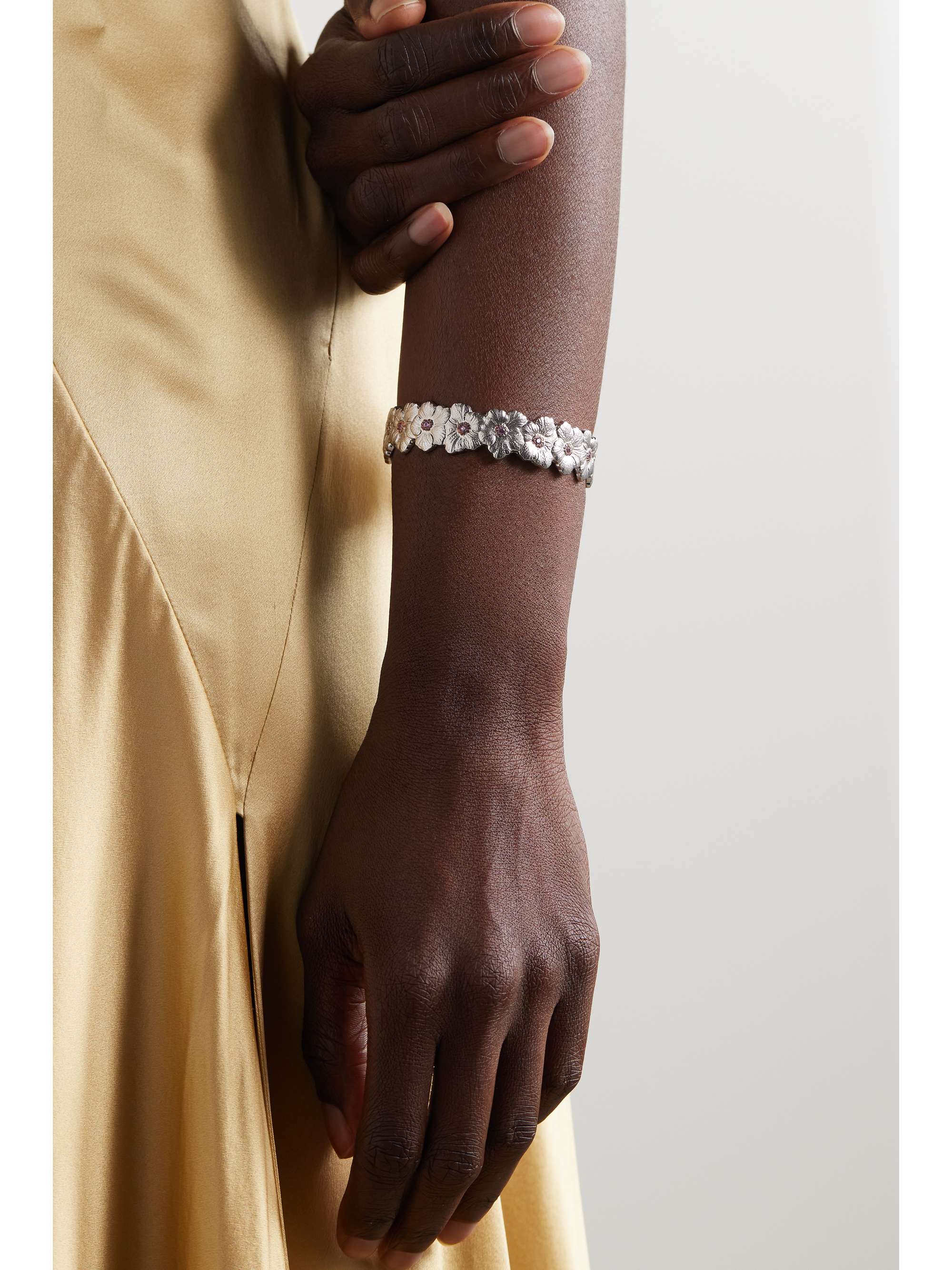 Buccellati cuff discount