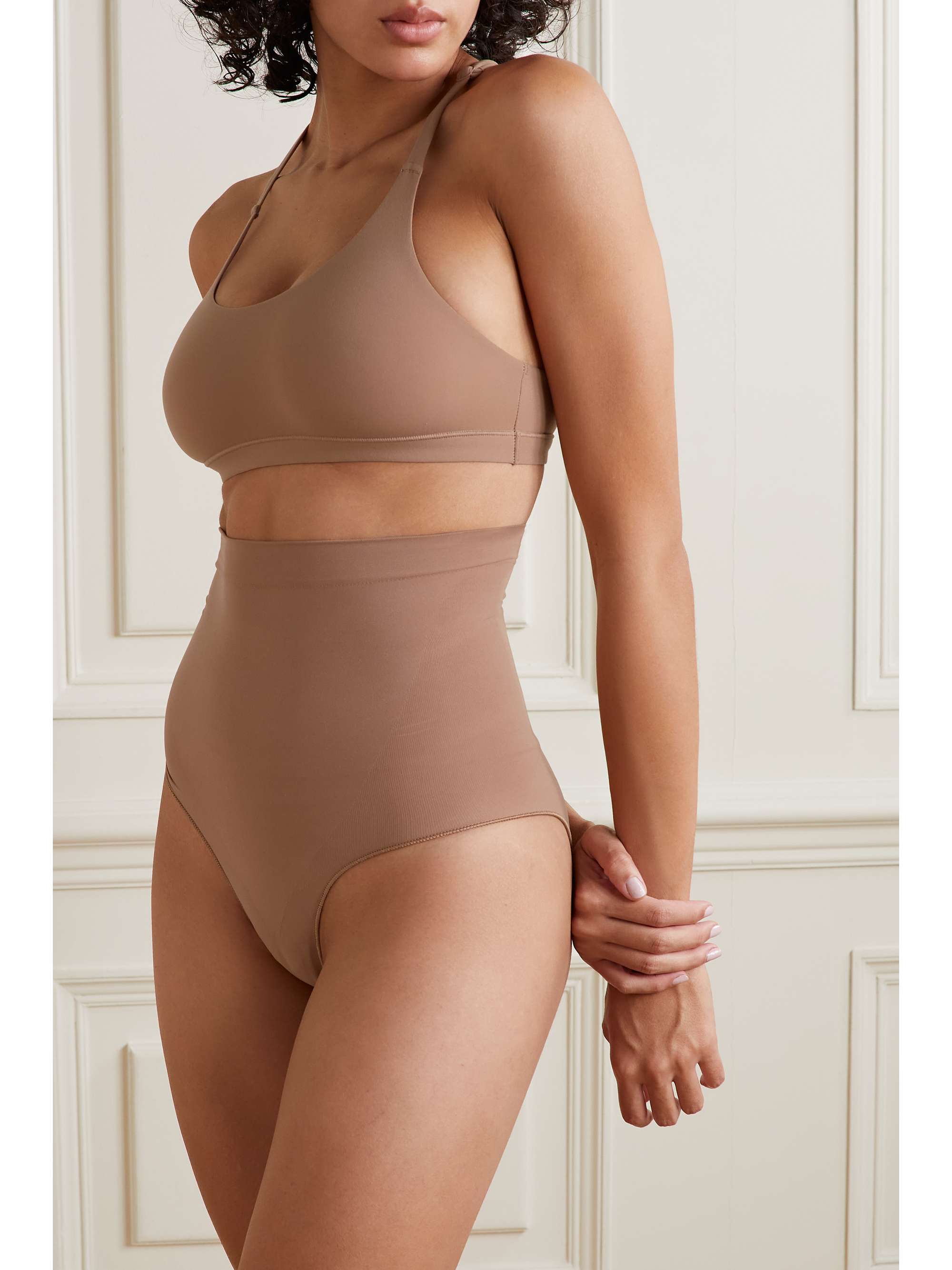 注目ショップ・ブランドのギフト 【送料無料】 スキムズ レディース パンツ アンダーウェア Sculpting High Waist Briefs  CLAY インナー・下着・ランジェリー psikologi-metamorfosa.com