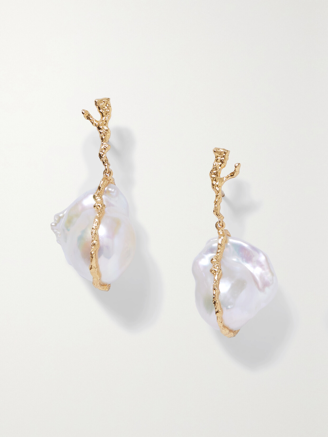 Pacharee Gold-plated Pearl Earrings In White