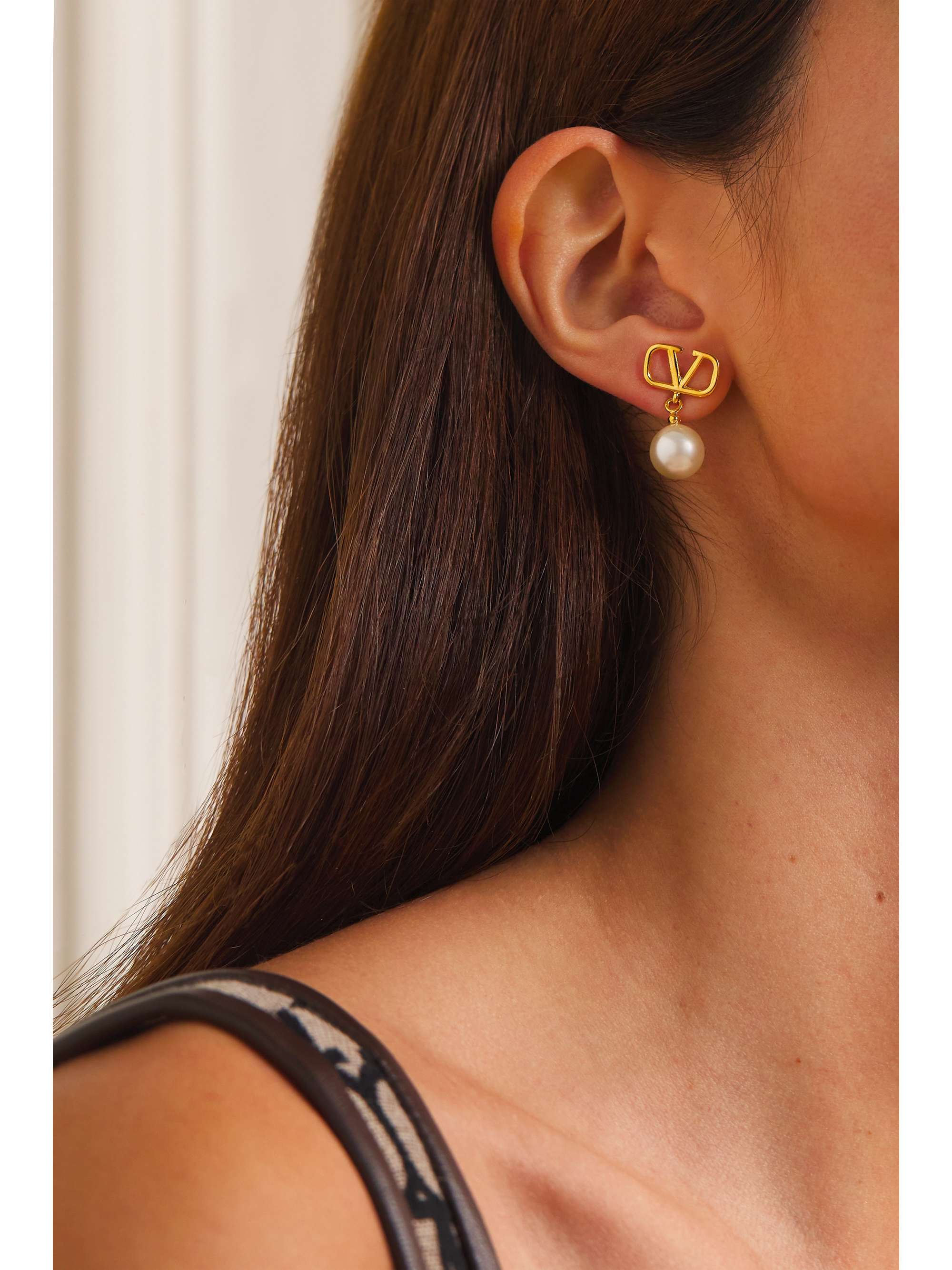 VALENTINO GARAVANI VLOGO gold-tone faux pearl earrings