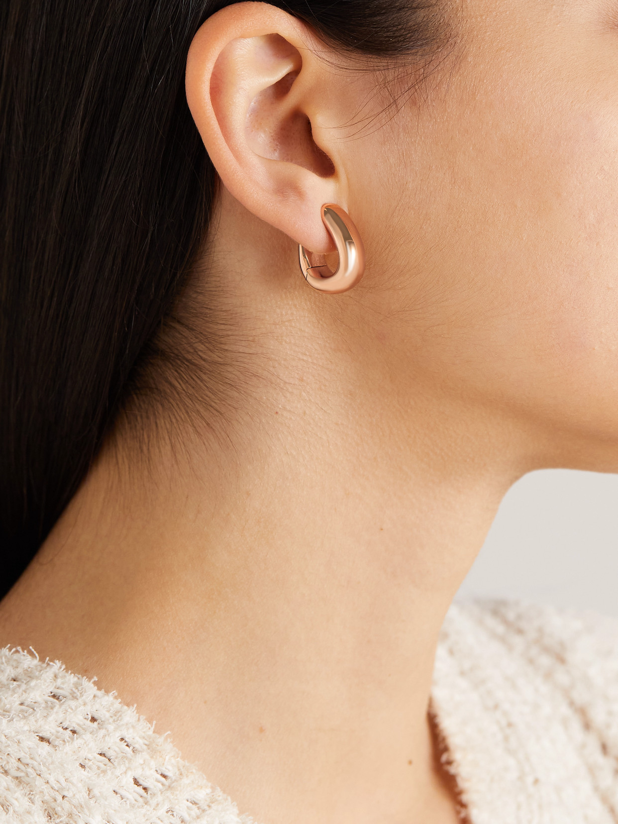 Pomellato Iconica 18k Rose Gold Huggie Hoop Earrings In Gold