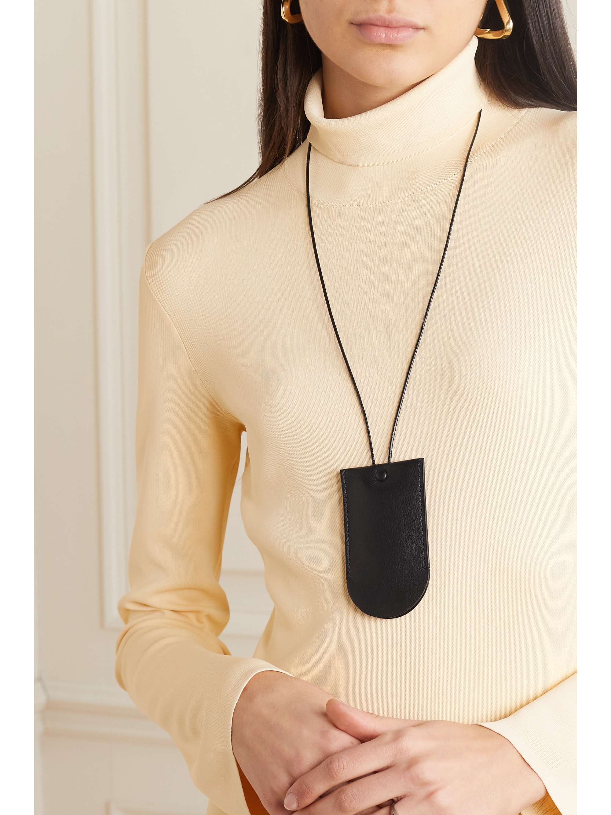 THE ROW Billy textured-leather keychain