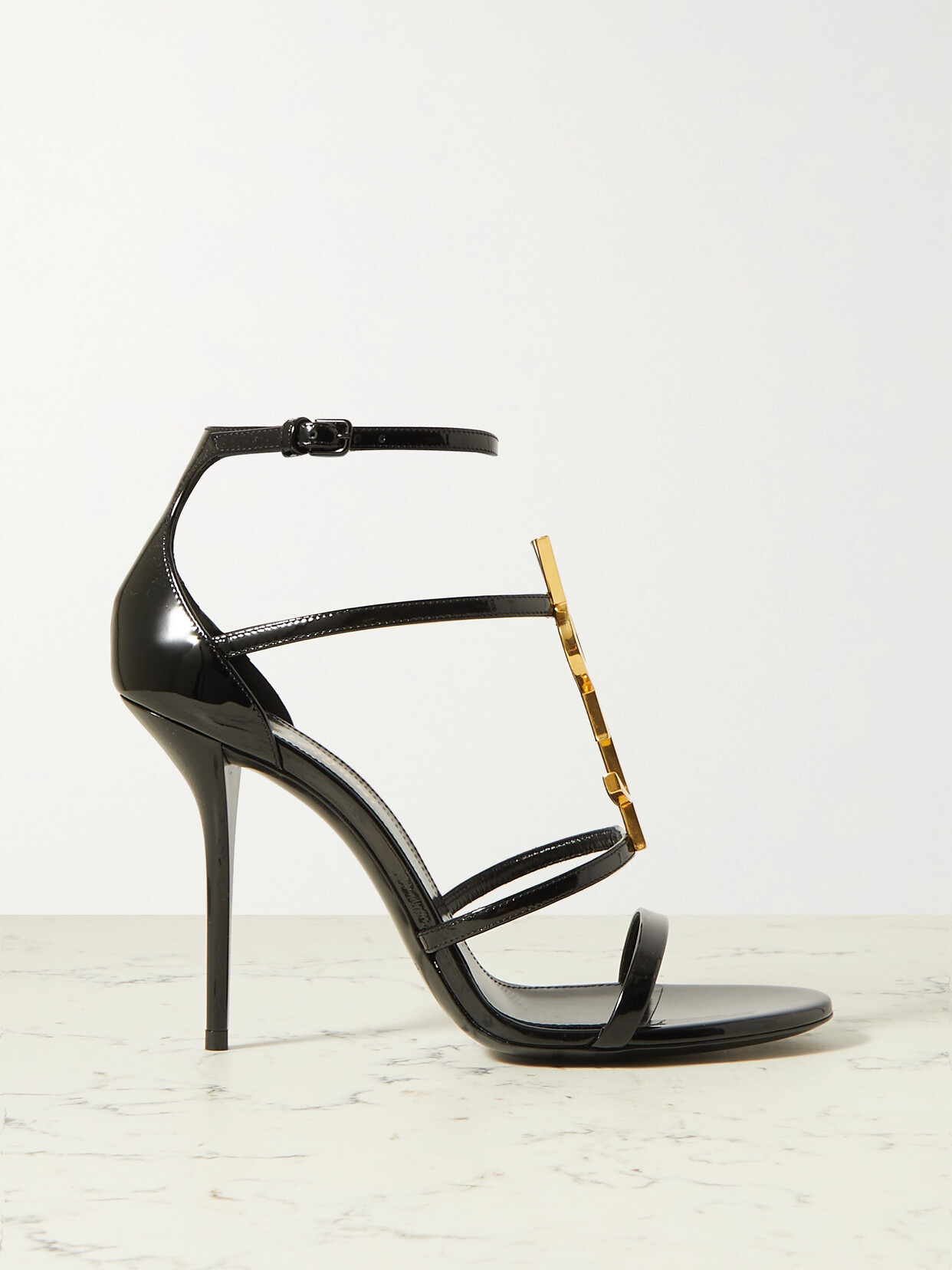 Saint Laurent Cassandra Sandals In Patent Leather With Gold-tone Monogram In Black