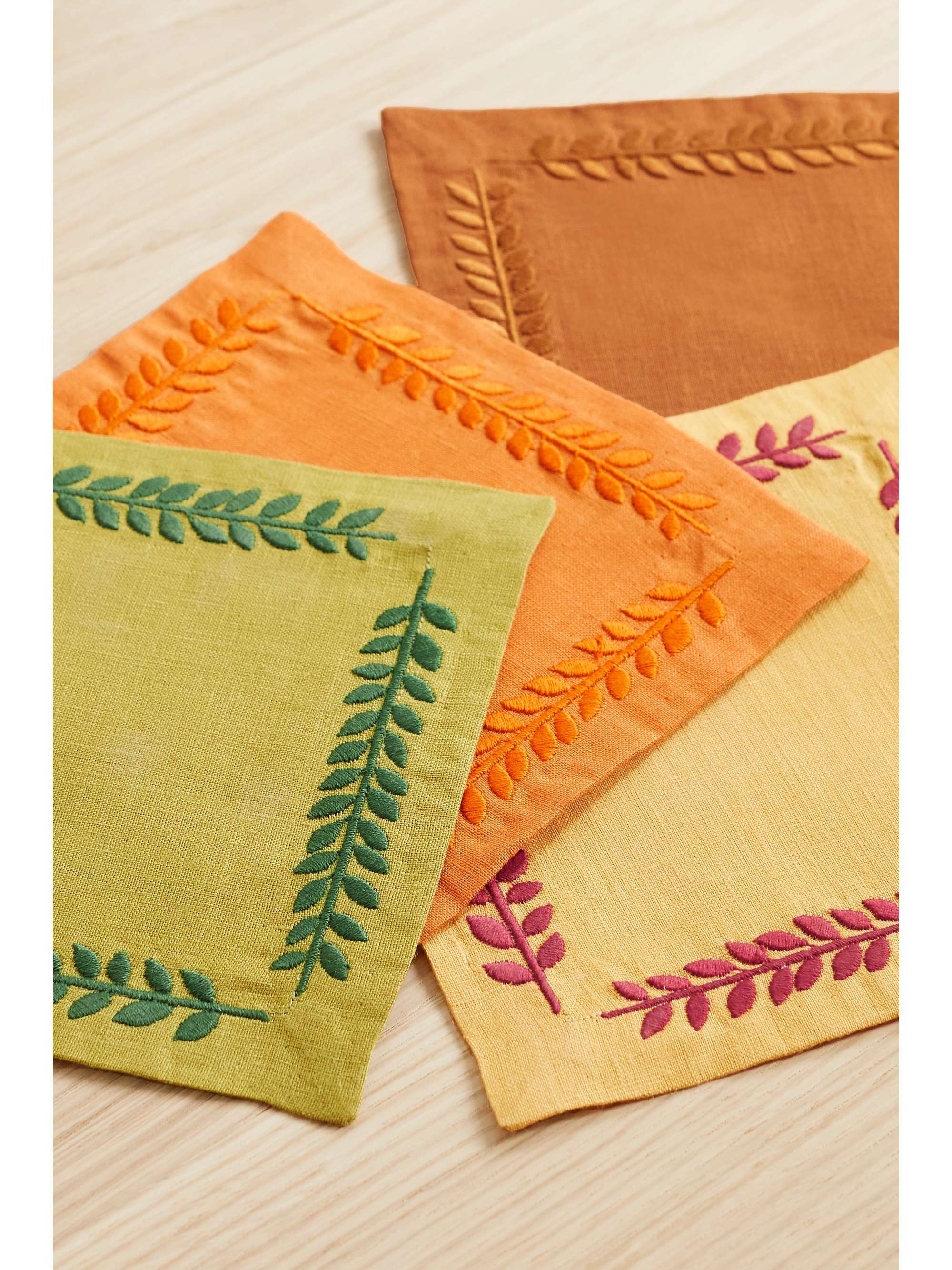 ANGELA WICKSTEAD Set of four embroidered linen cocktail napkins