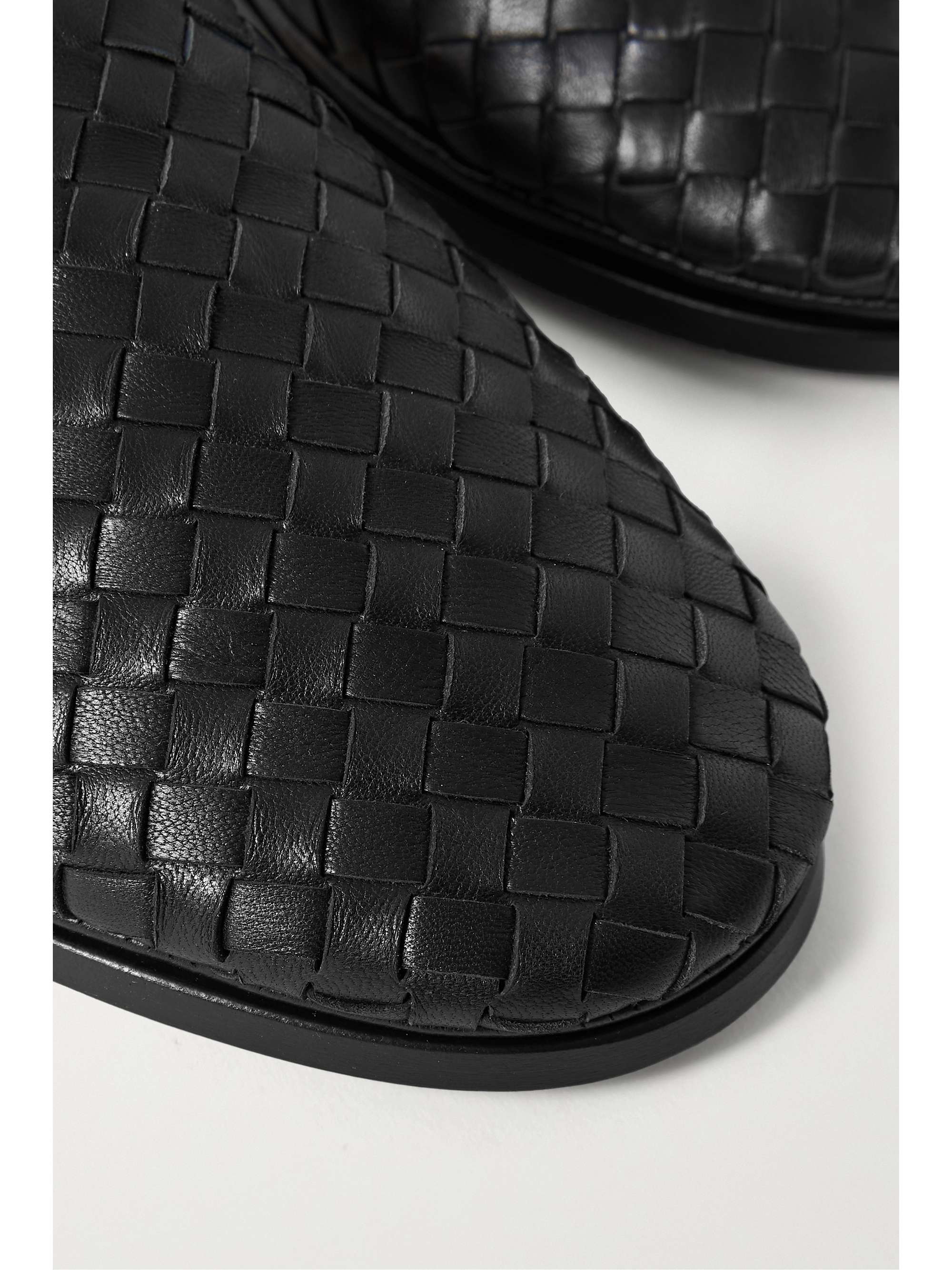 BOTTEGA VENETA Intrecciato leather slippers