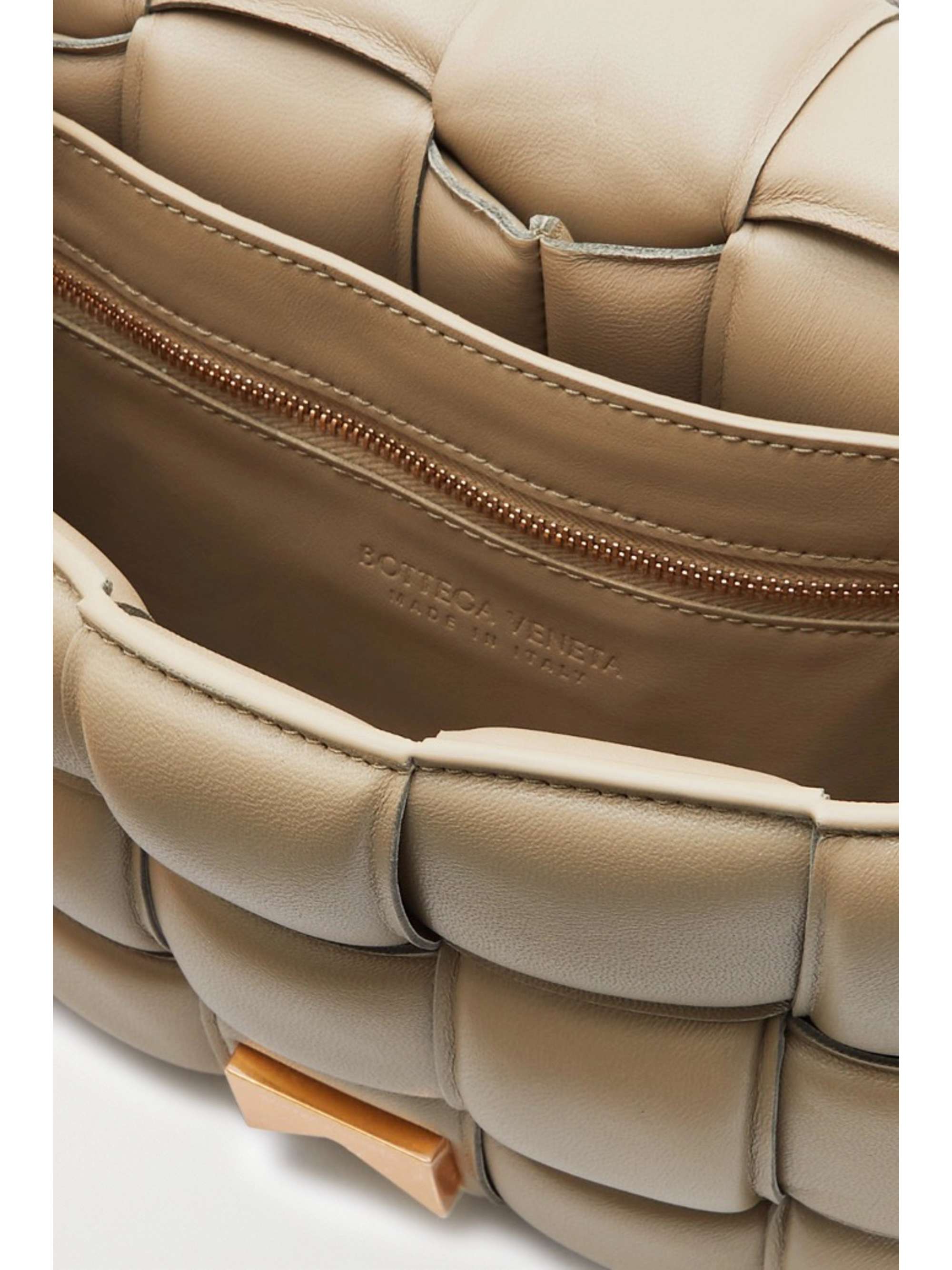 BOTTEGA VENETA Cassette intrecciato leather shoulder bag