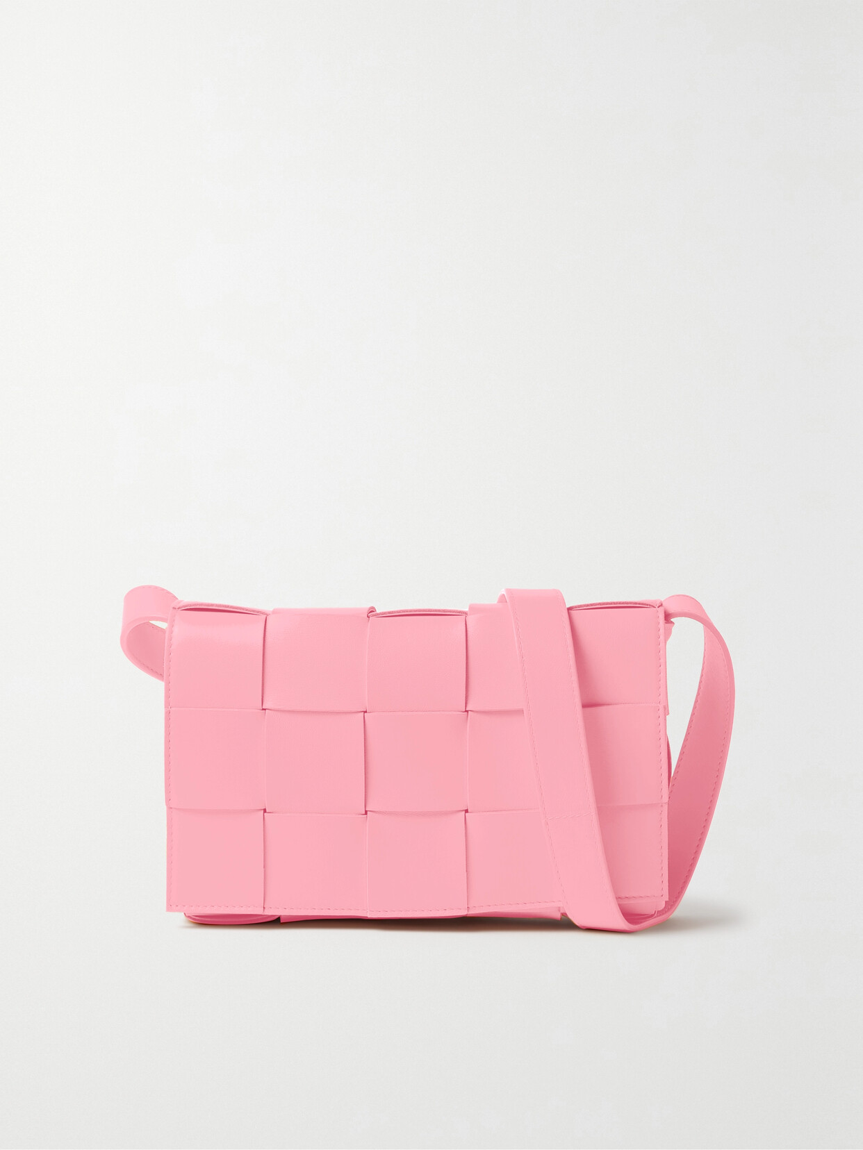 Bottega Veneta Cassette Medium Intrecciato Leather Shoulder Bag - Pink