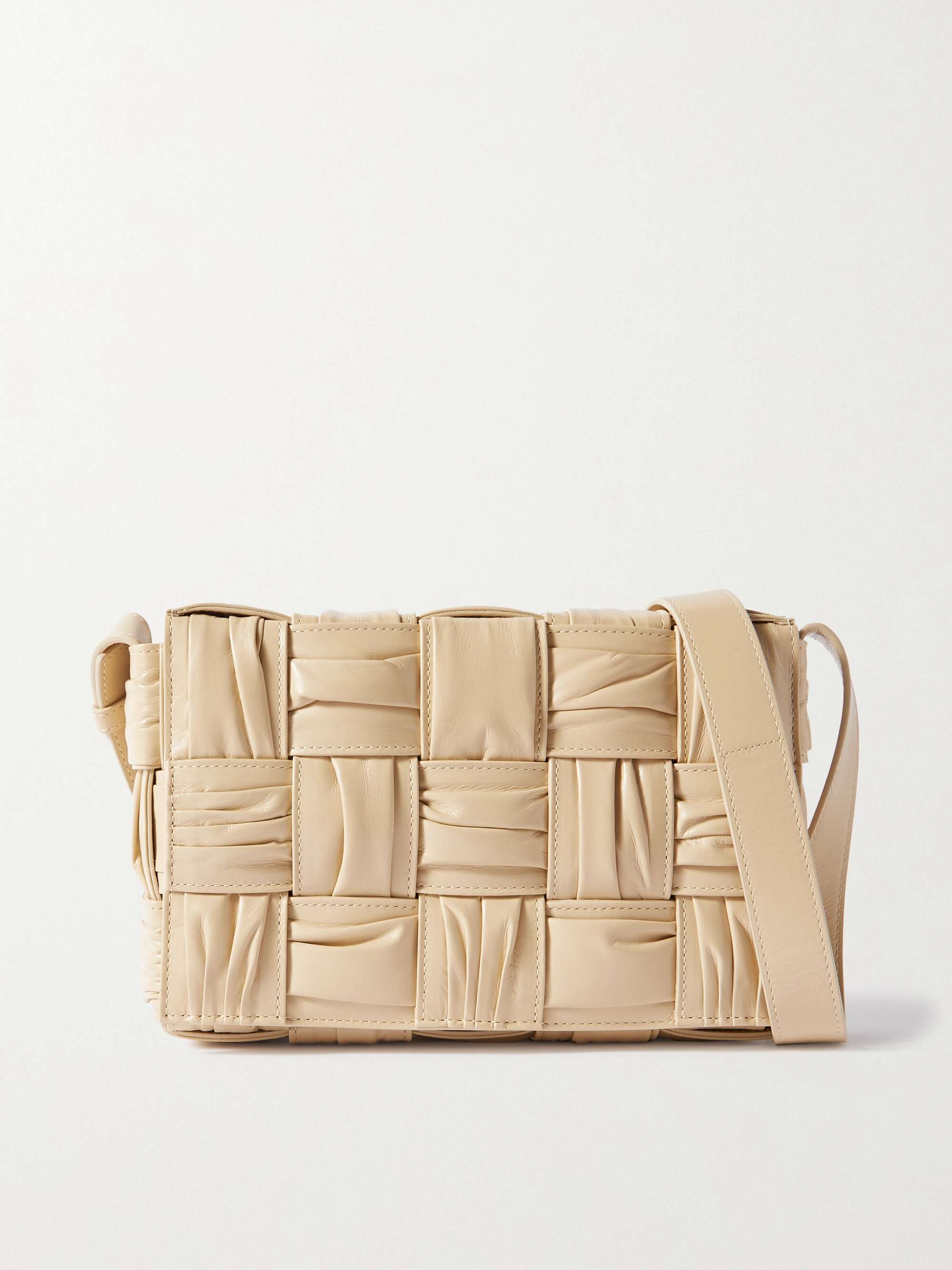 Cassette pleated intrecciato leather shoulder bag