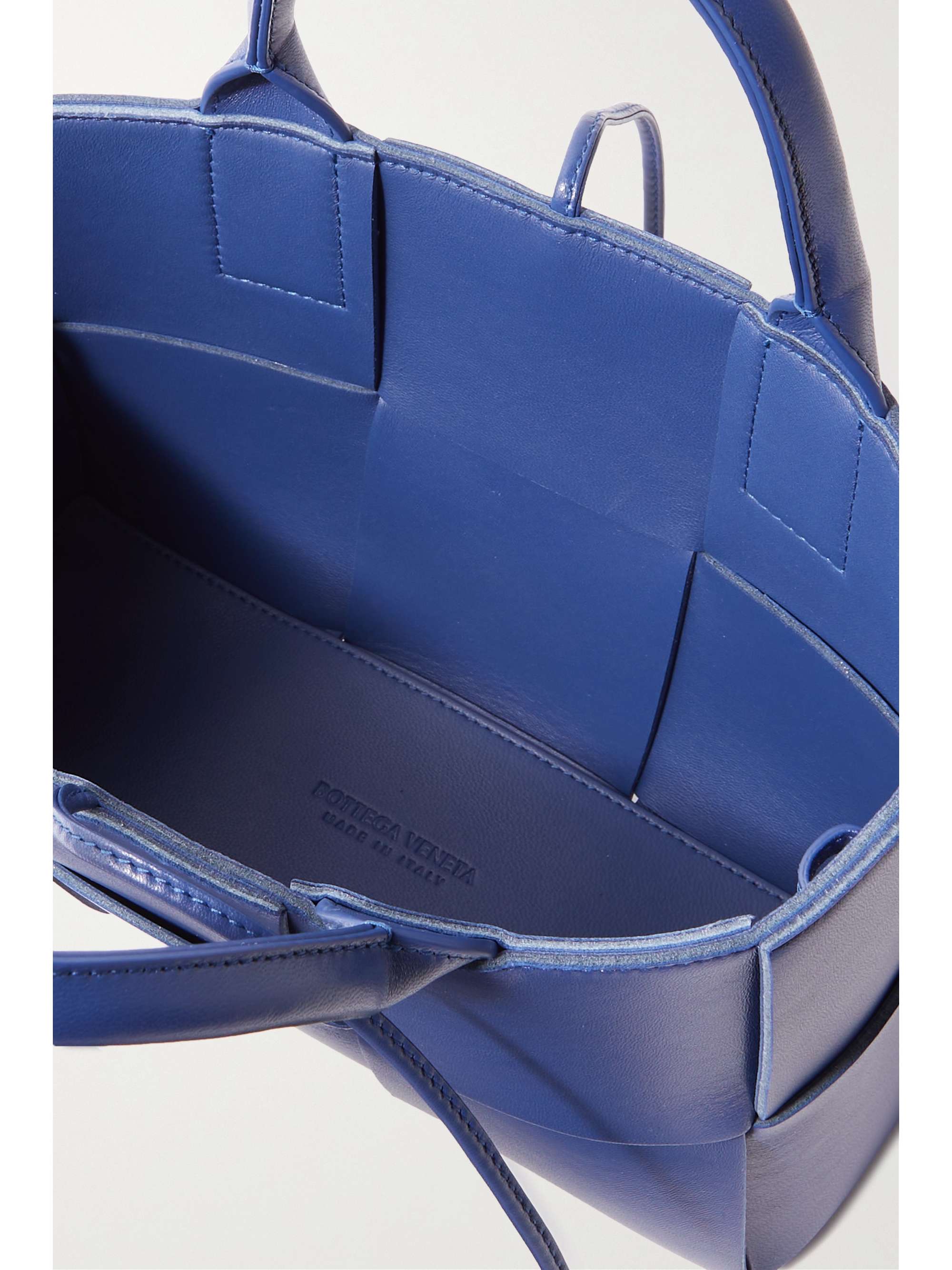 BOTTEGA VENETA Arco mini intrecciato textured-leather tote