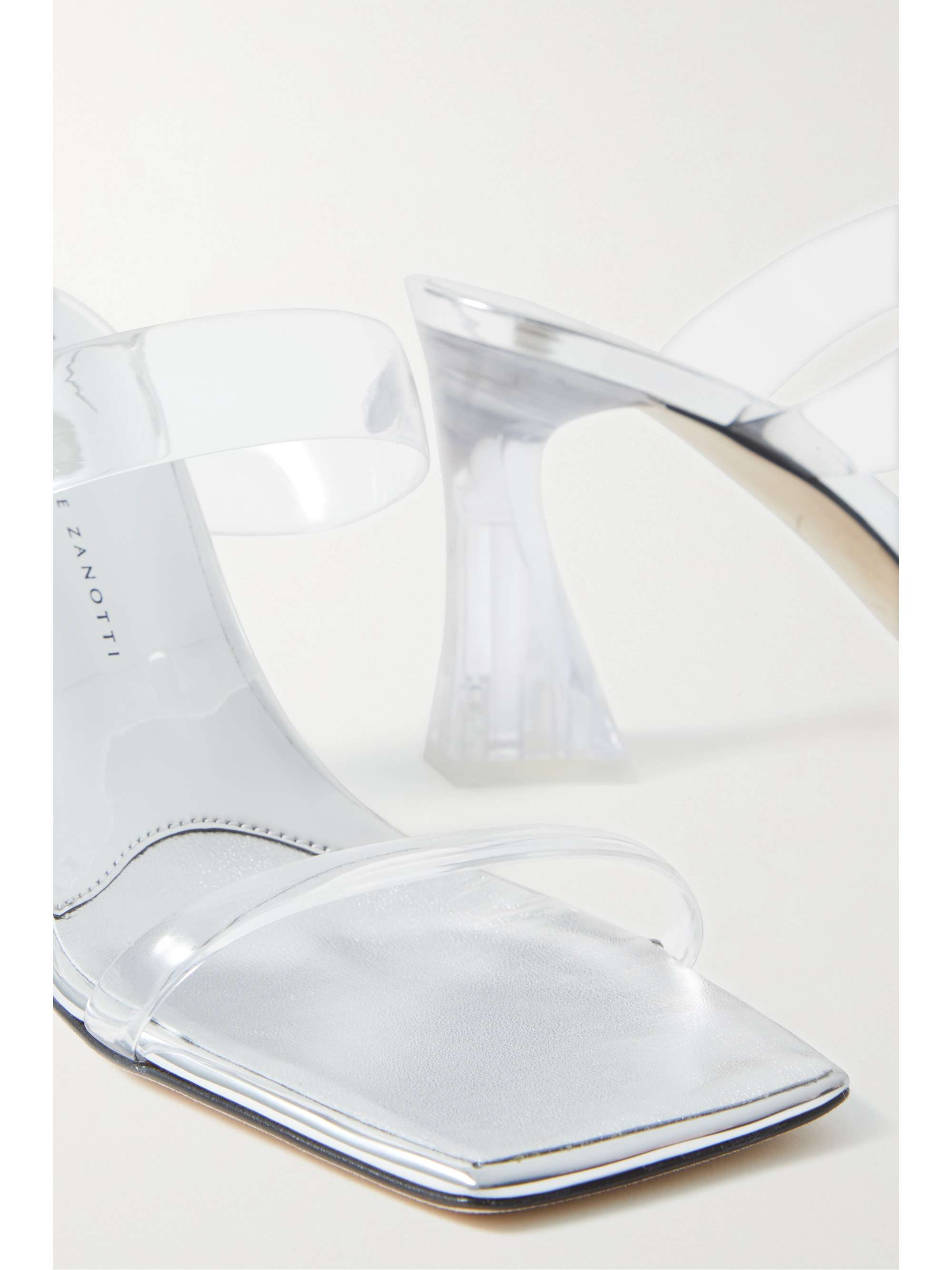 GIUSEPPE ZANOTTI 
