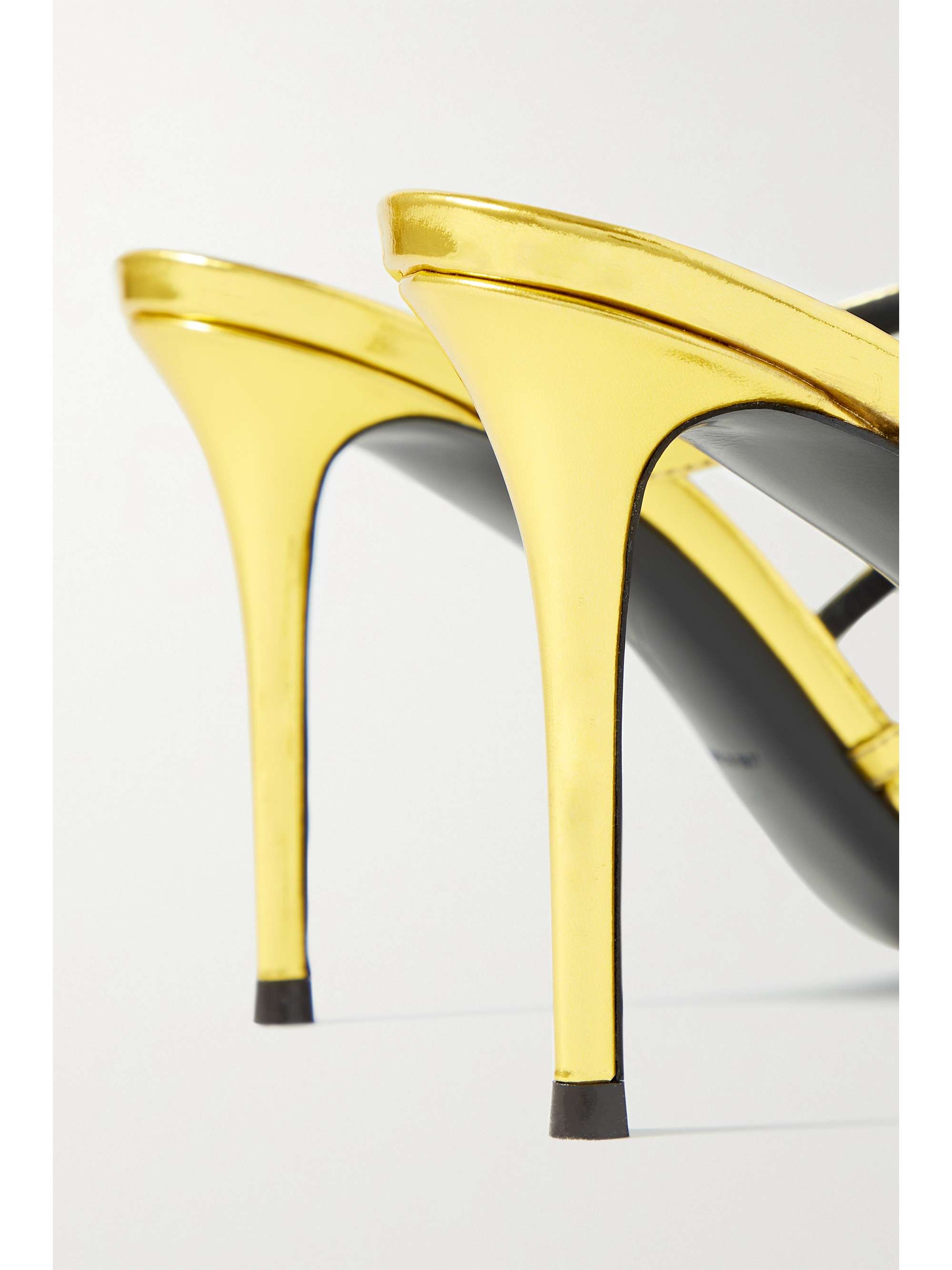 GIUSEPPE ZANOTTI 