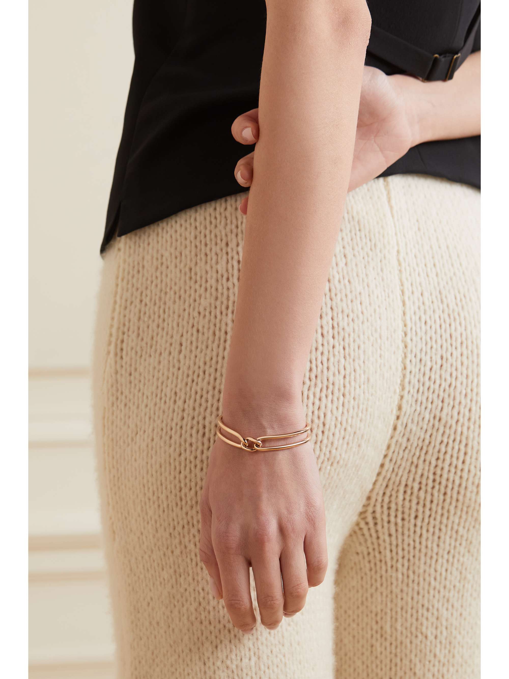 Unity 18-karat rose gold bangle