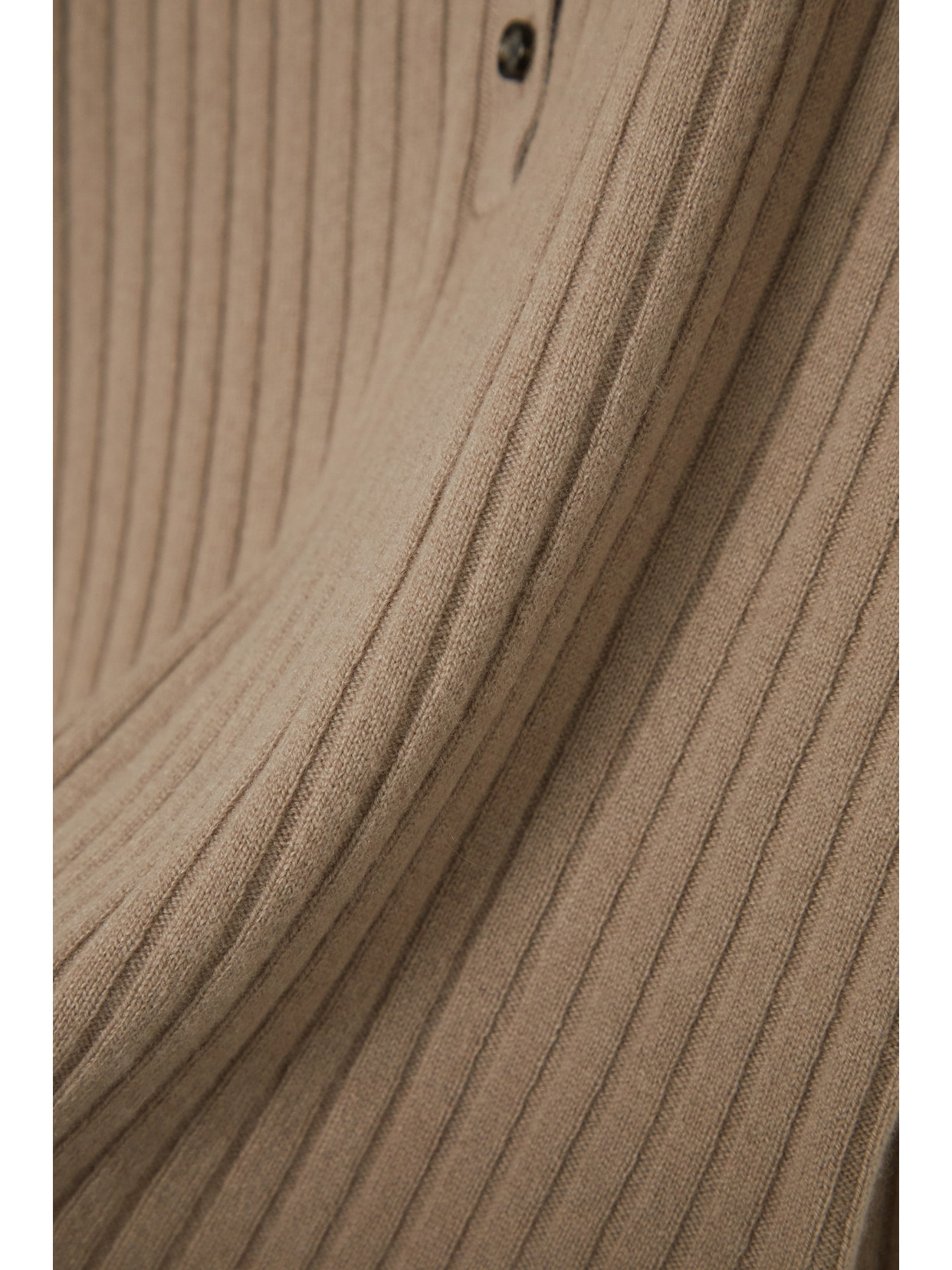 ALLUDE RIBBED CASHMERE POLO SWEATER