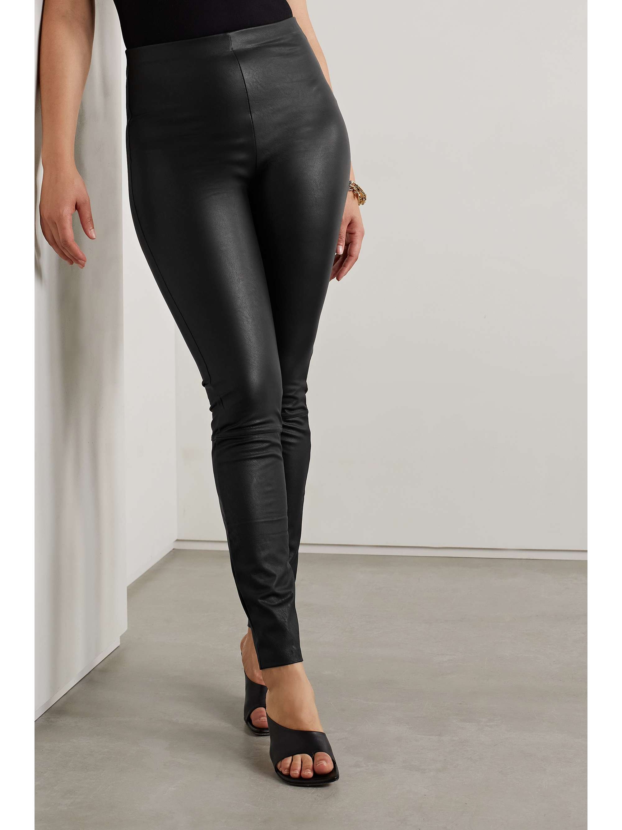 GOOD AMERICAN Good Waist faux leather leggings