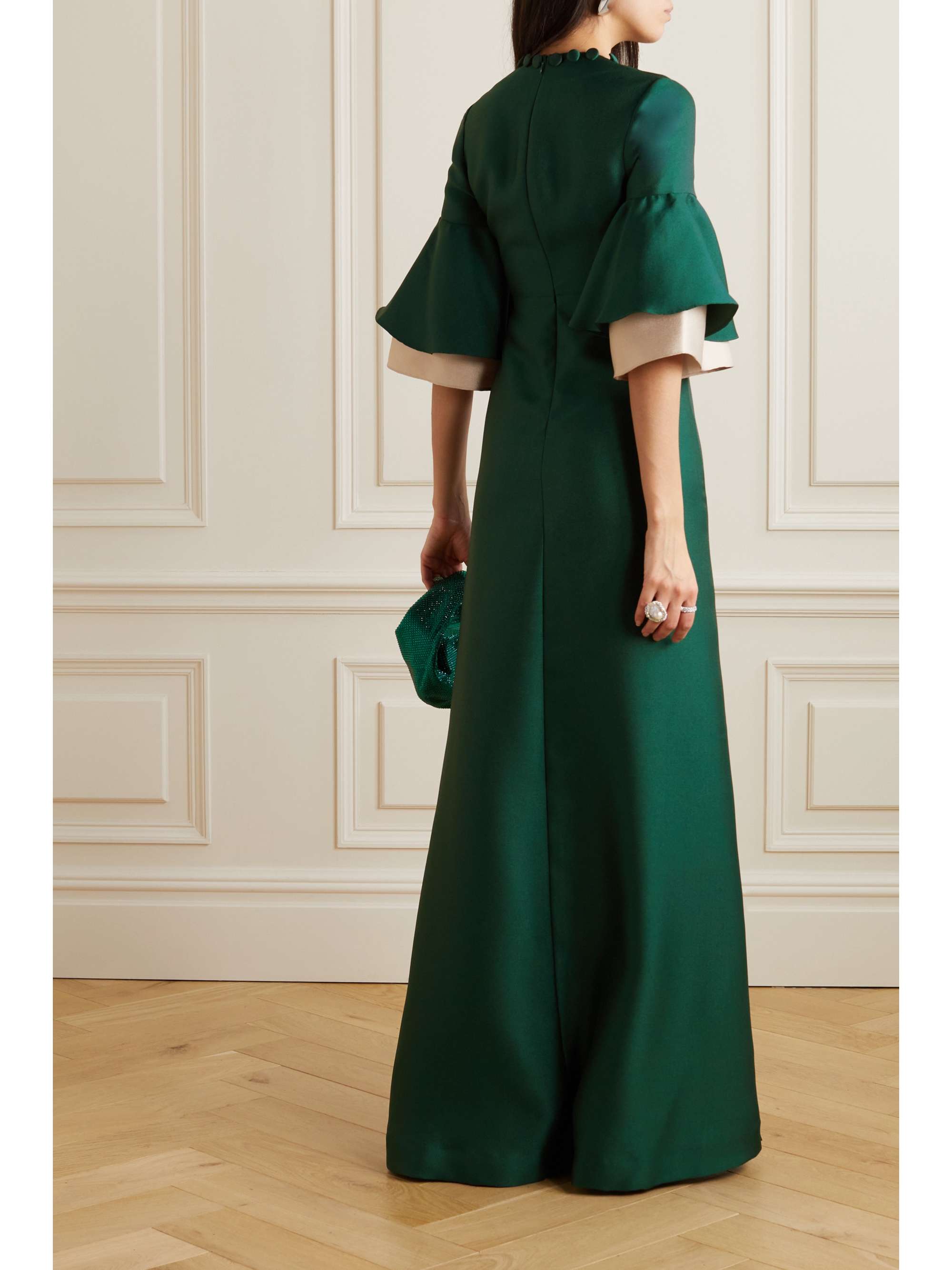 REEM ACRA 纽扣缀饰荷叶边缎面珠地布礼服