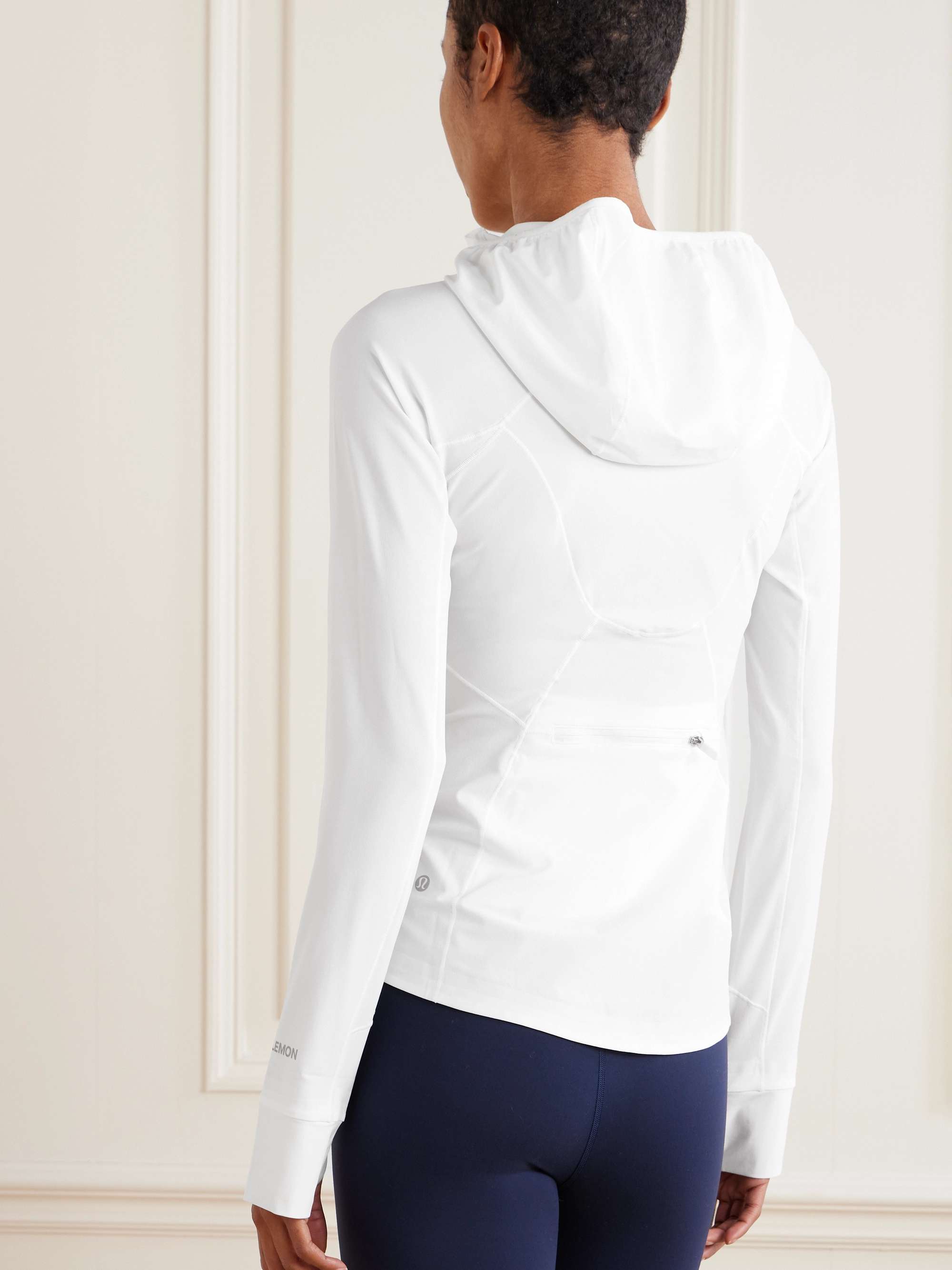 LULULEMON 