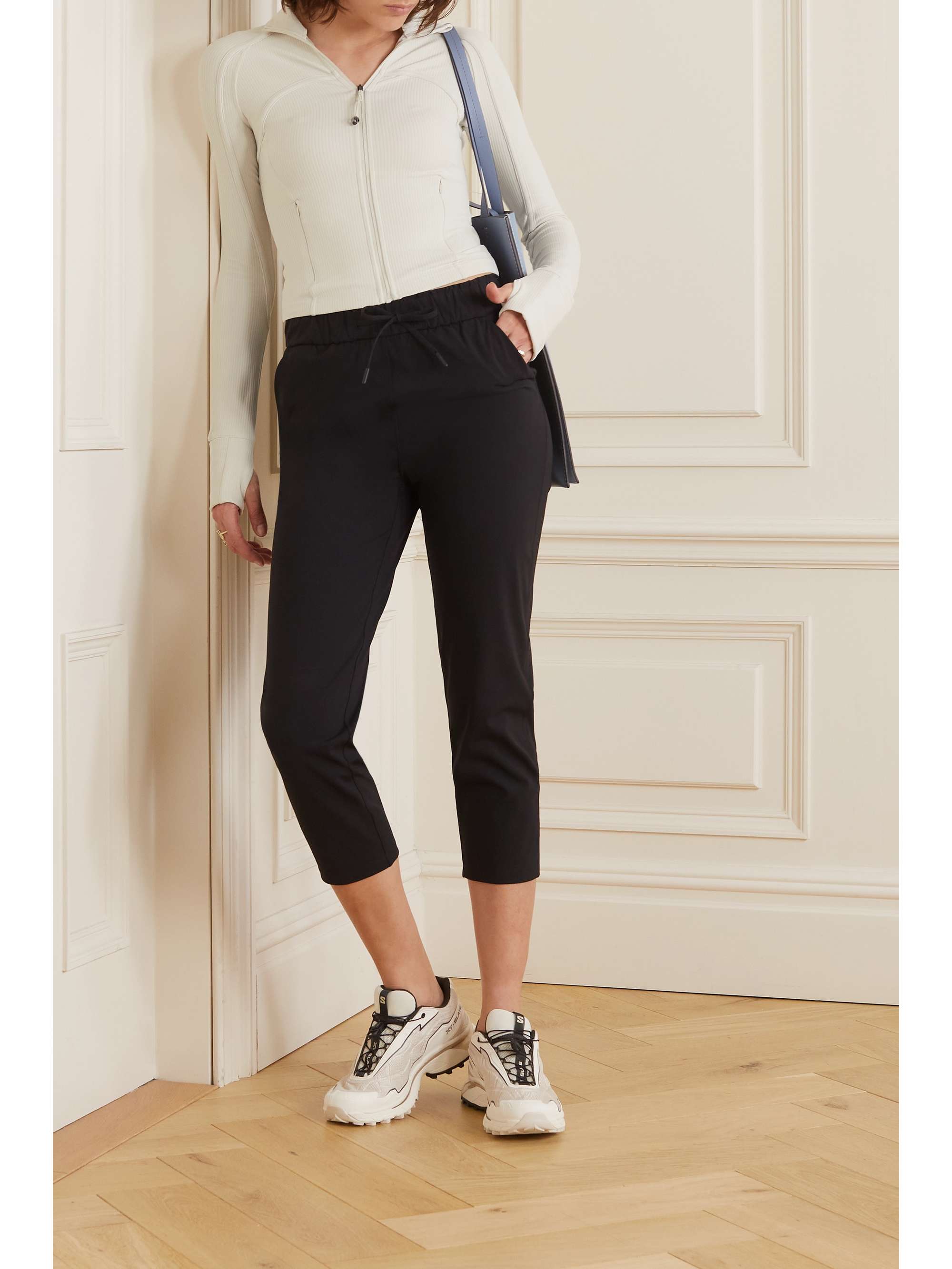 LULULEMON 