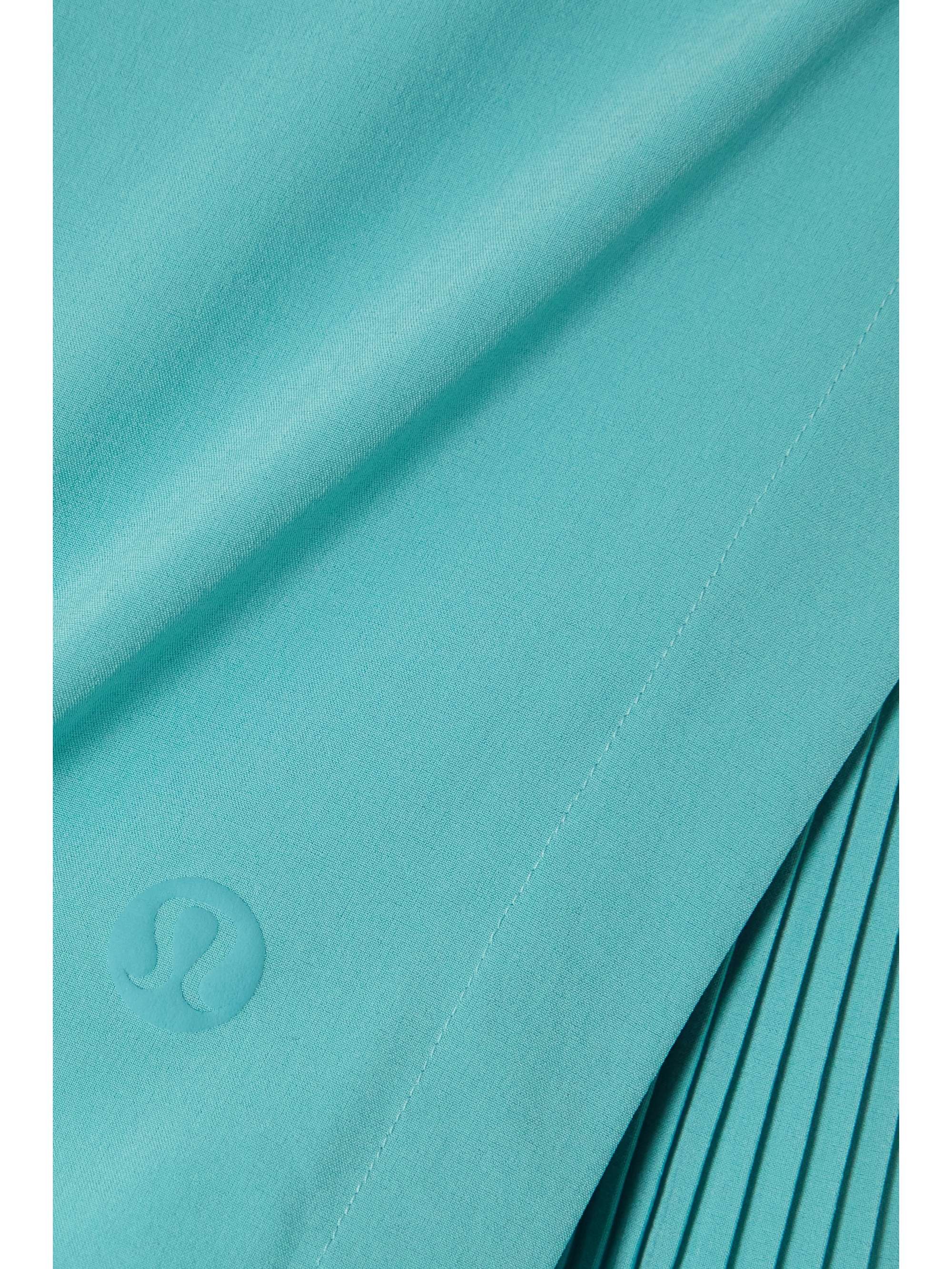 LULULEMON 