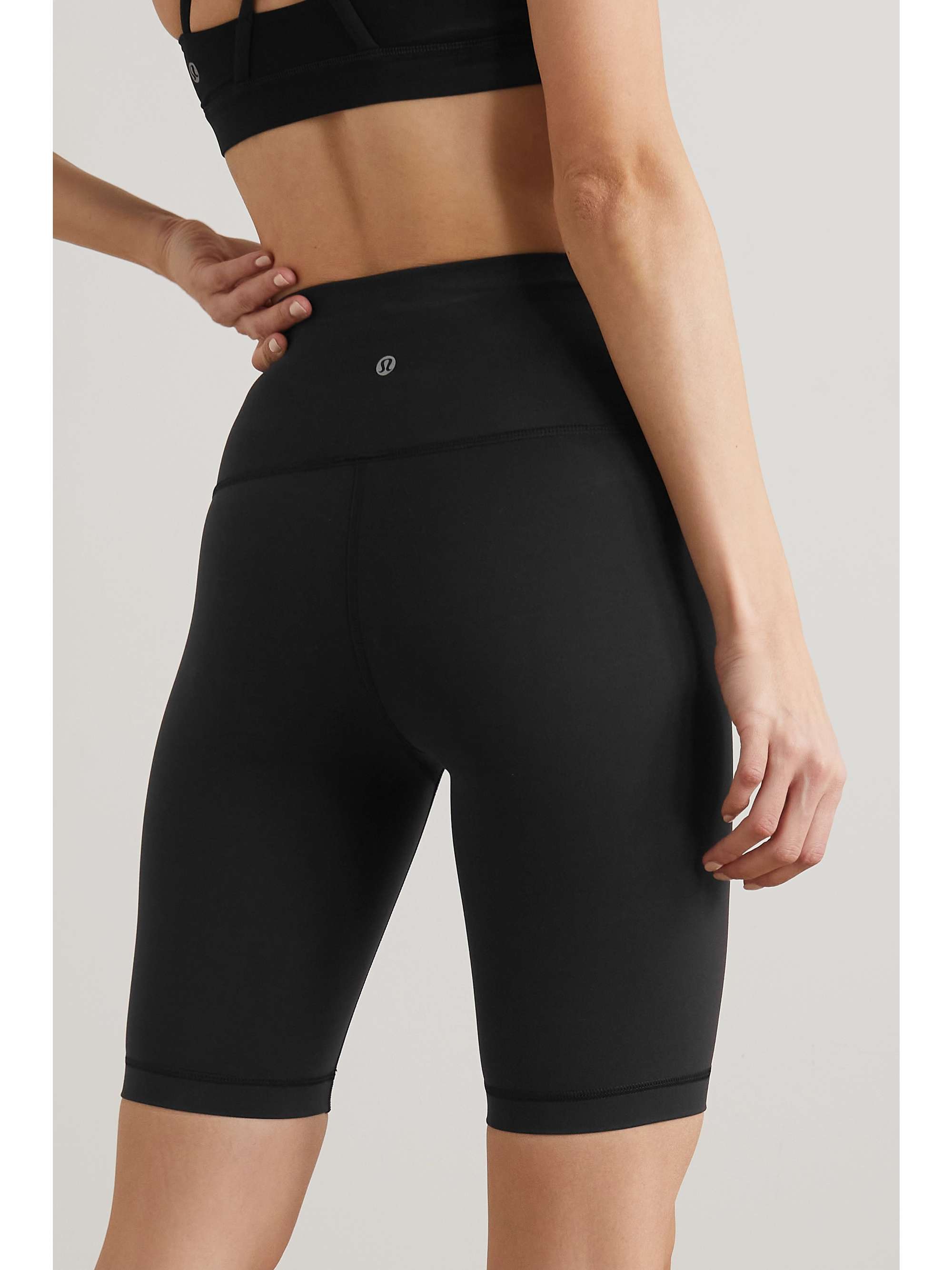 LULULEMON Wunder Train 8" Everlux shorts