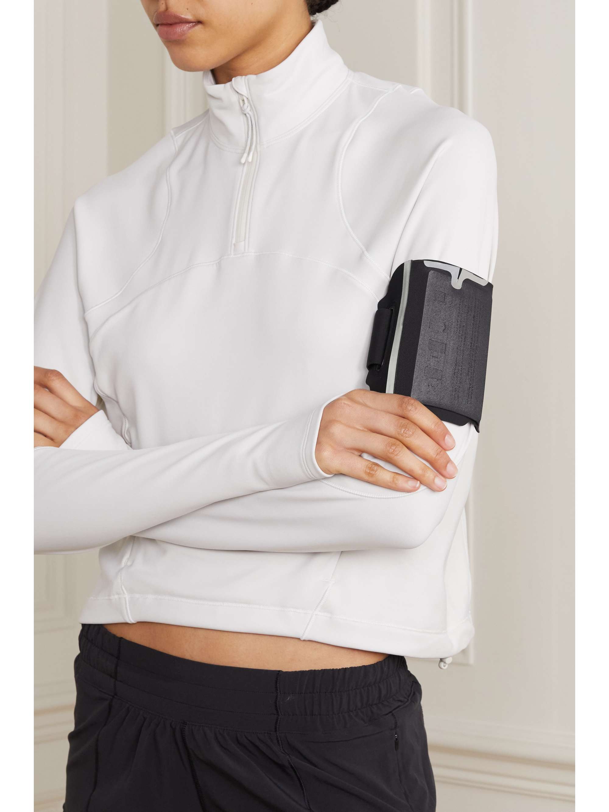 LULULEMON 