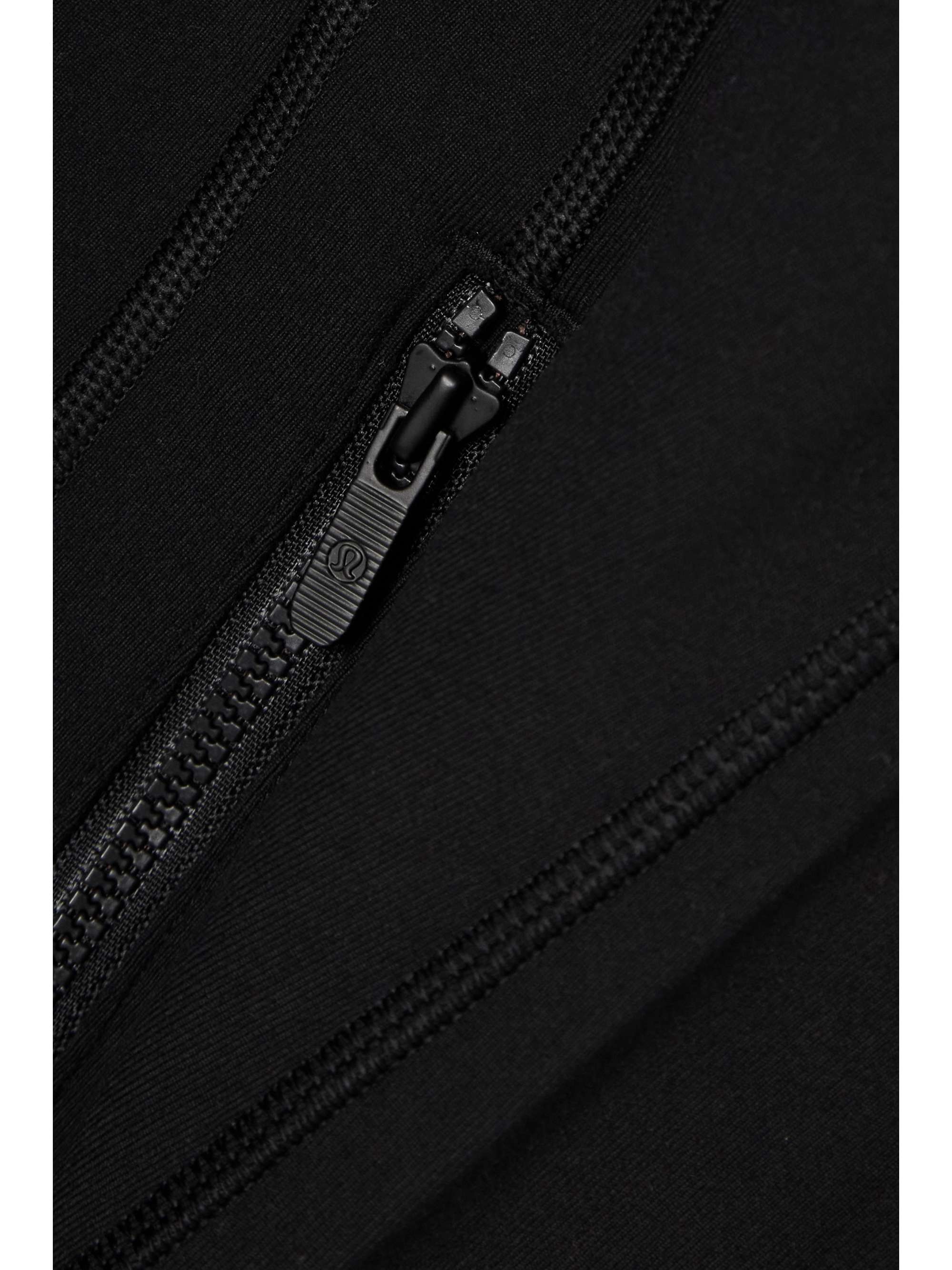 LULULEMON 