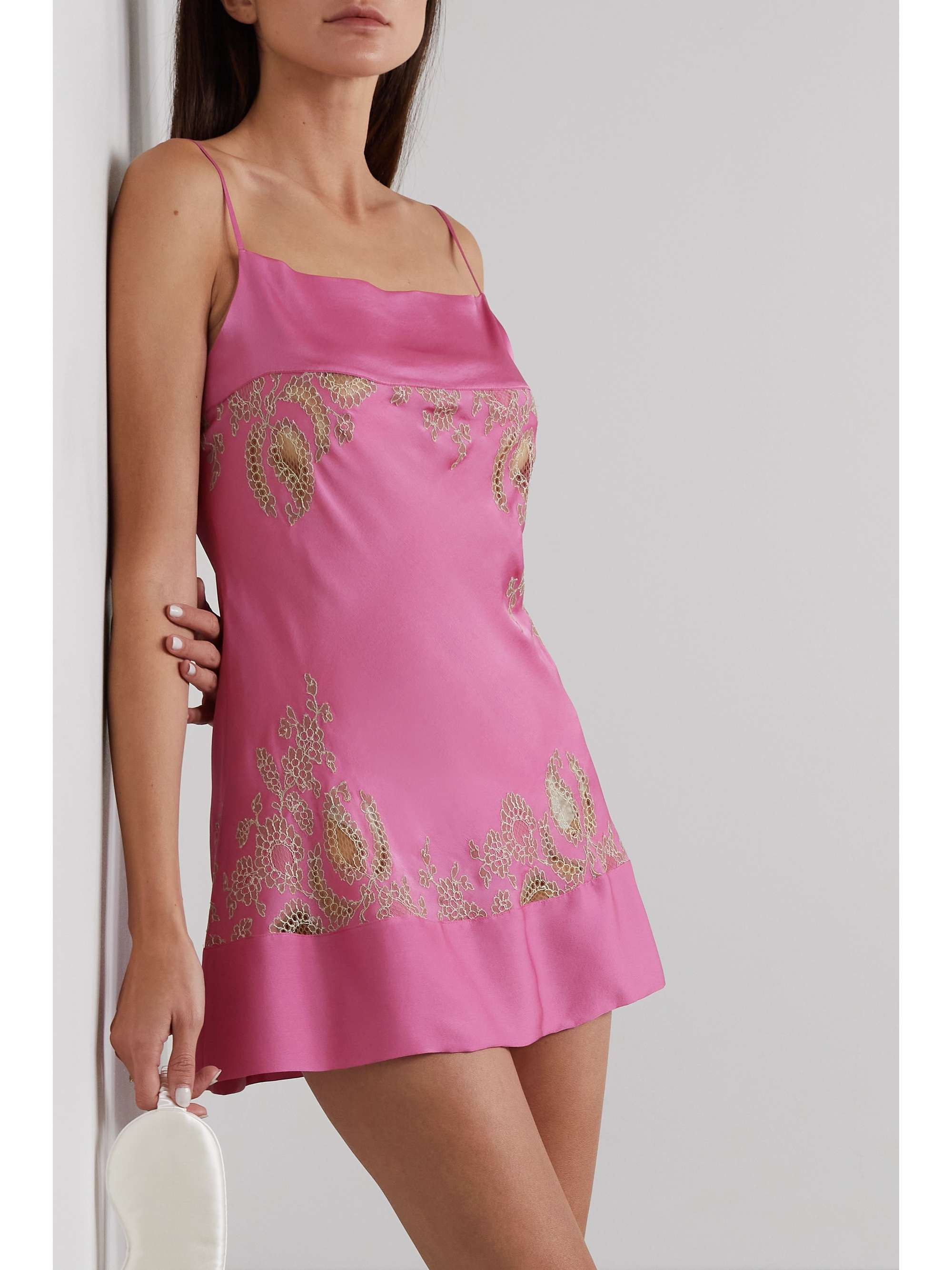 CARINE GILSON Lace-trimmed silk chemise