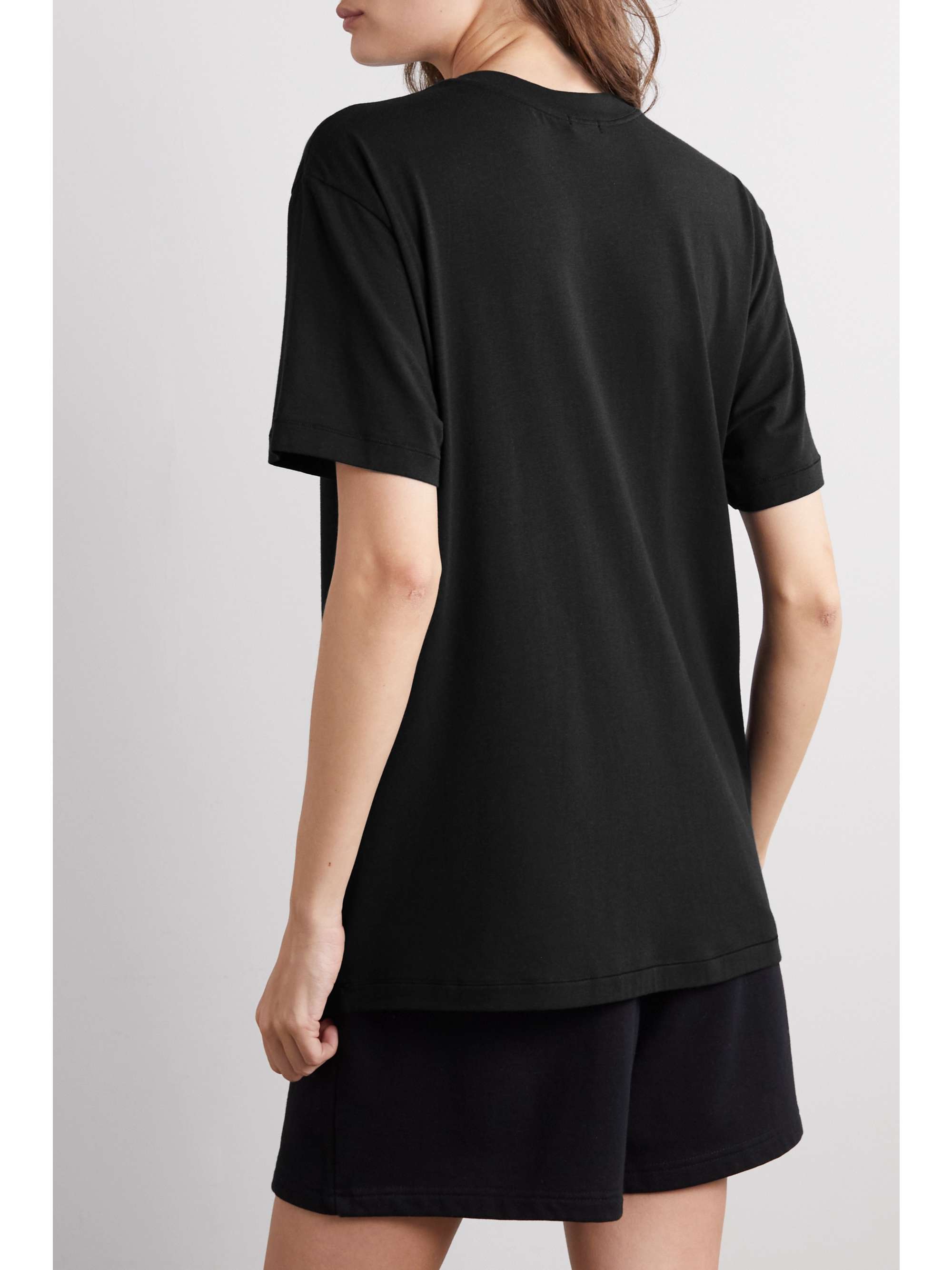 SKIMS Boyfriend T-Shirt – Onyx – T-Shirt aus Stretch-Jersey aus einer Modal-Baumwollmischung