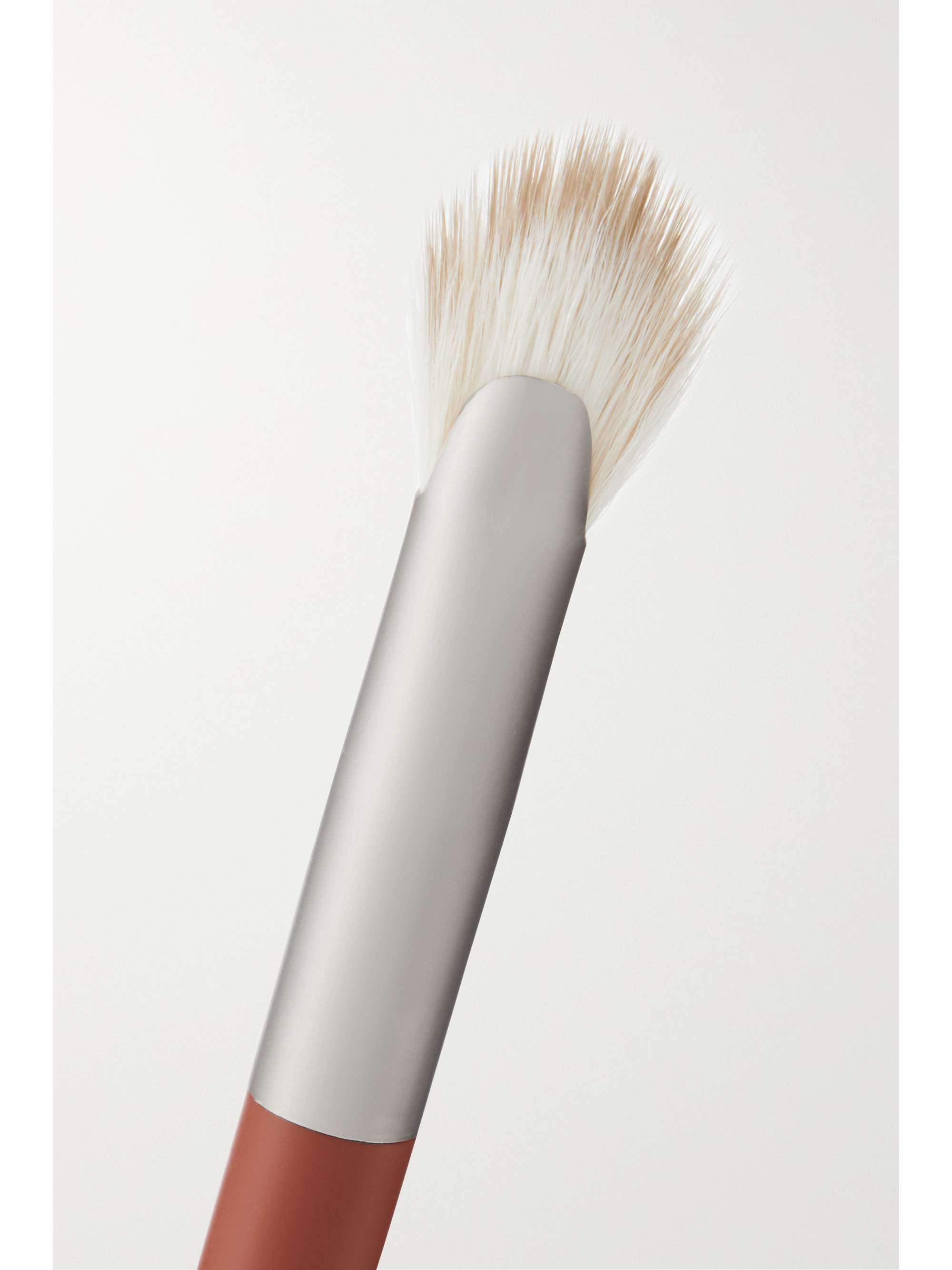 ROSE INC Number 7 Fan Eyeshadow Brush