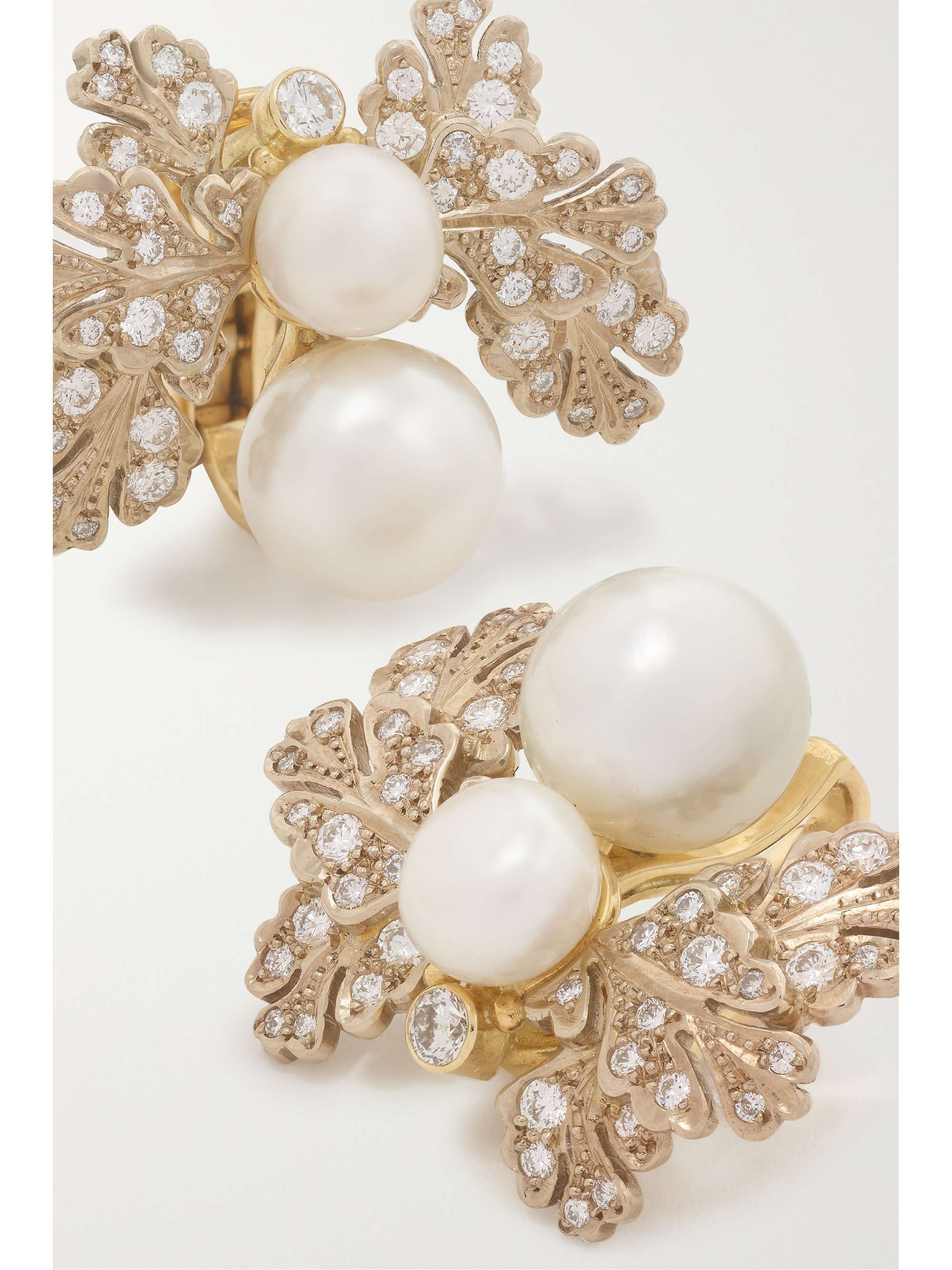 ELIZABETH GAGE 18karat rose and yellow gold, pearl and diamond clip