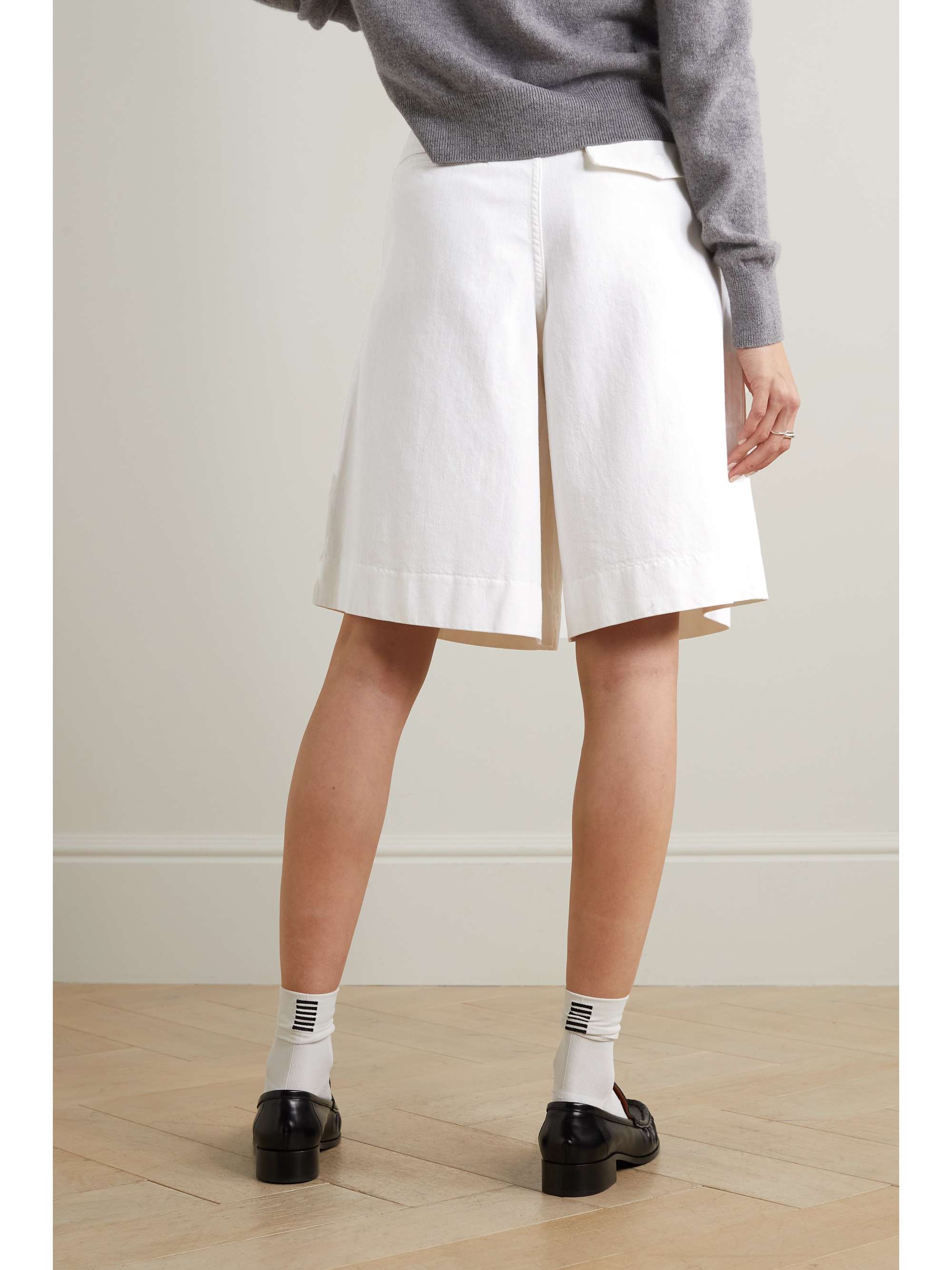 GOLDSIGN The Scout pleated denim shorts