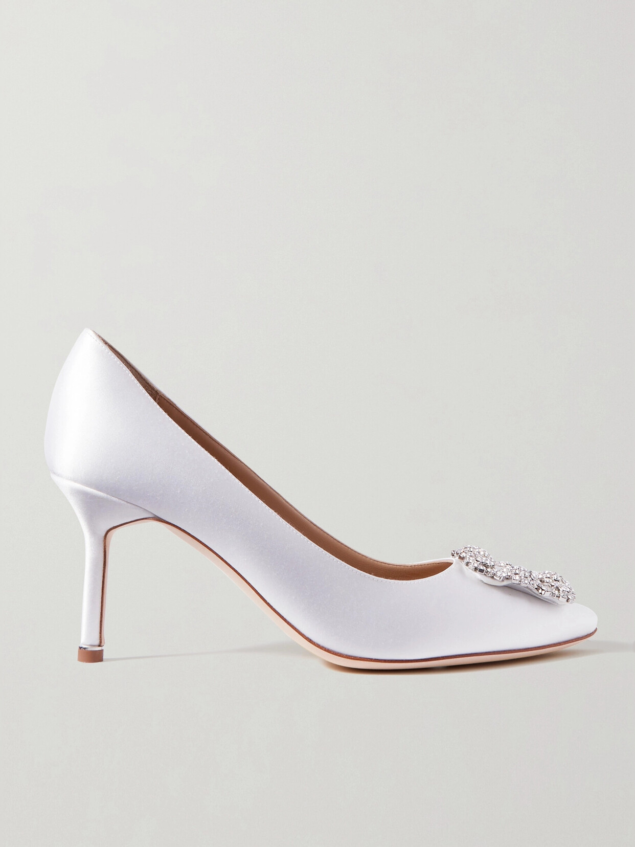 Manolo Blahnik - Hangisi 70 Crystal-embellished Satin Pumps - White