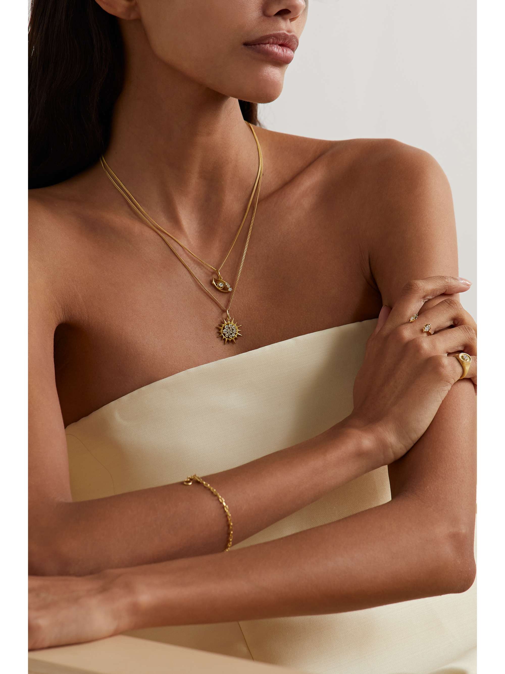 JADE TRAU Evil Eye Kette aus 18 Karat Gold mit Diamanten