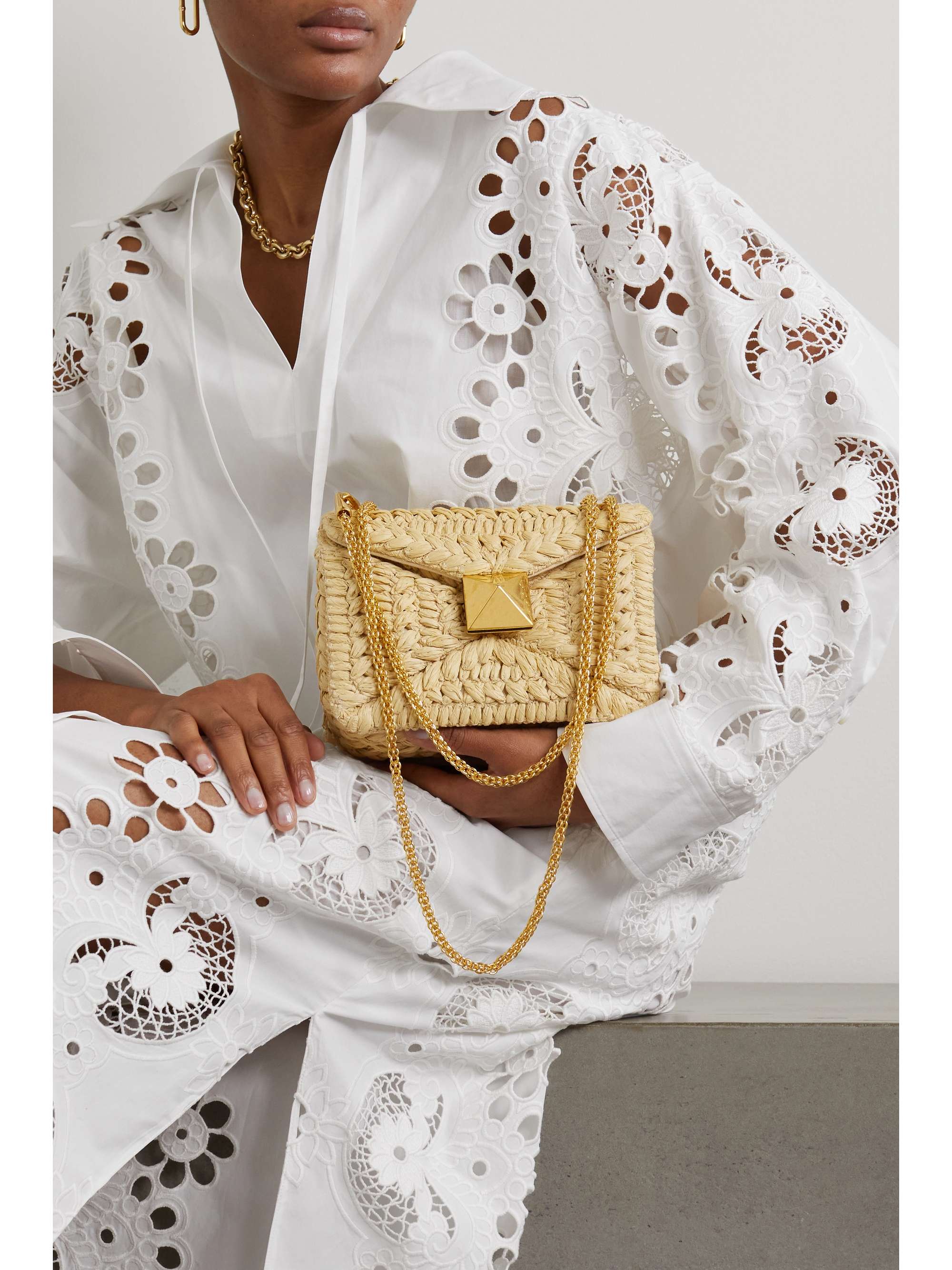 VALENTINO GARAVANI Valentino Garavani raffia shoulder bag