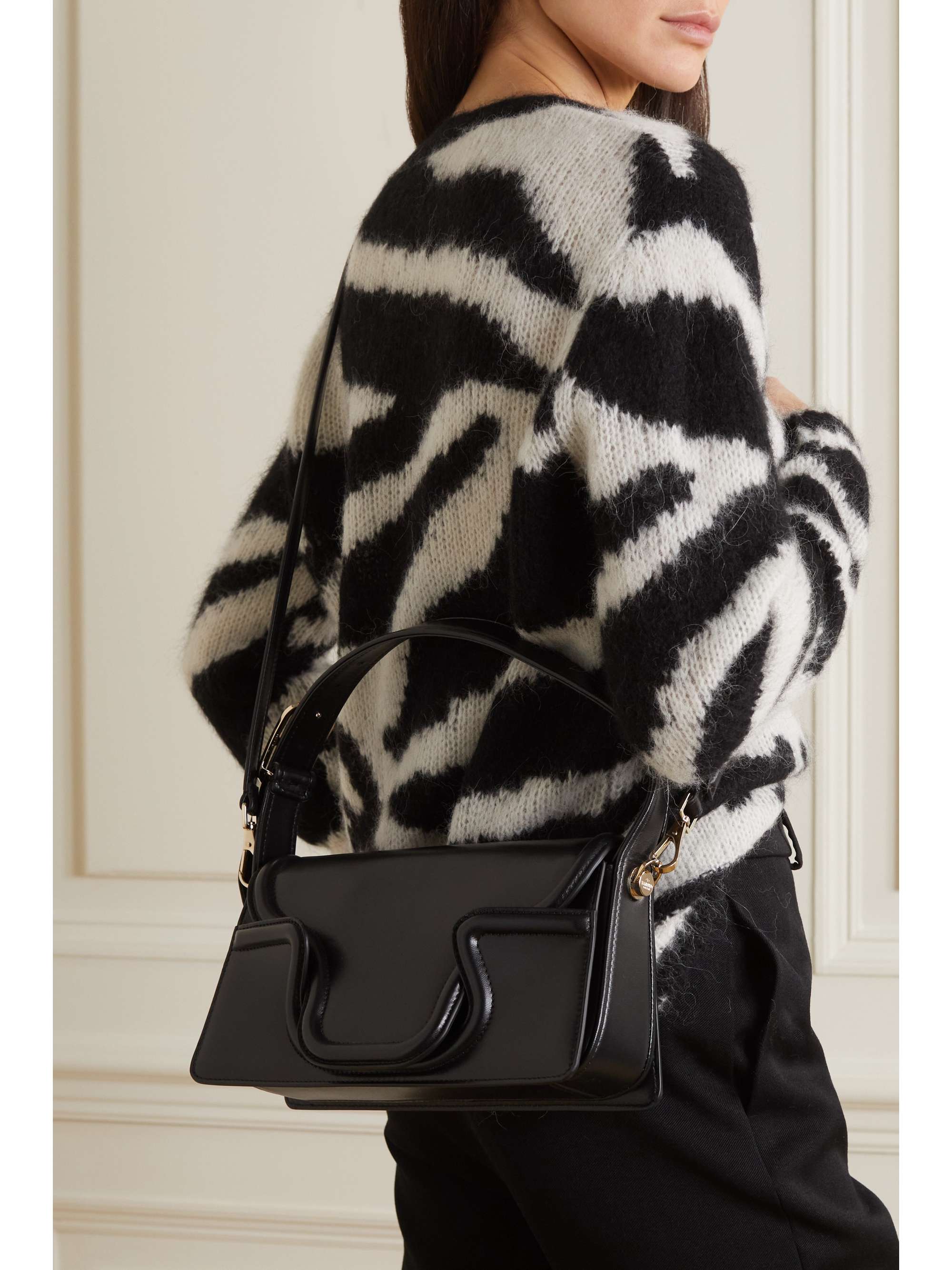 Valentino Garavani Le Deuxieme Shoulder Bag Black
