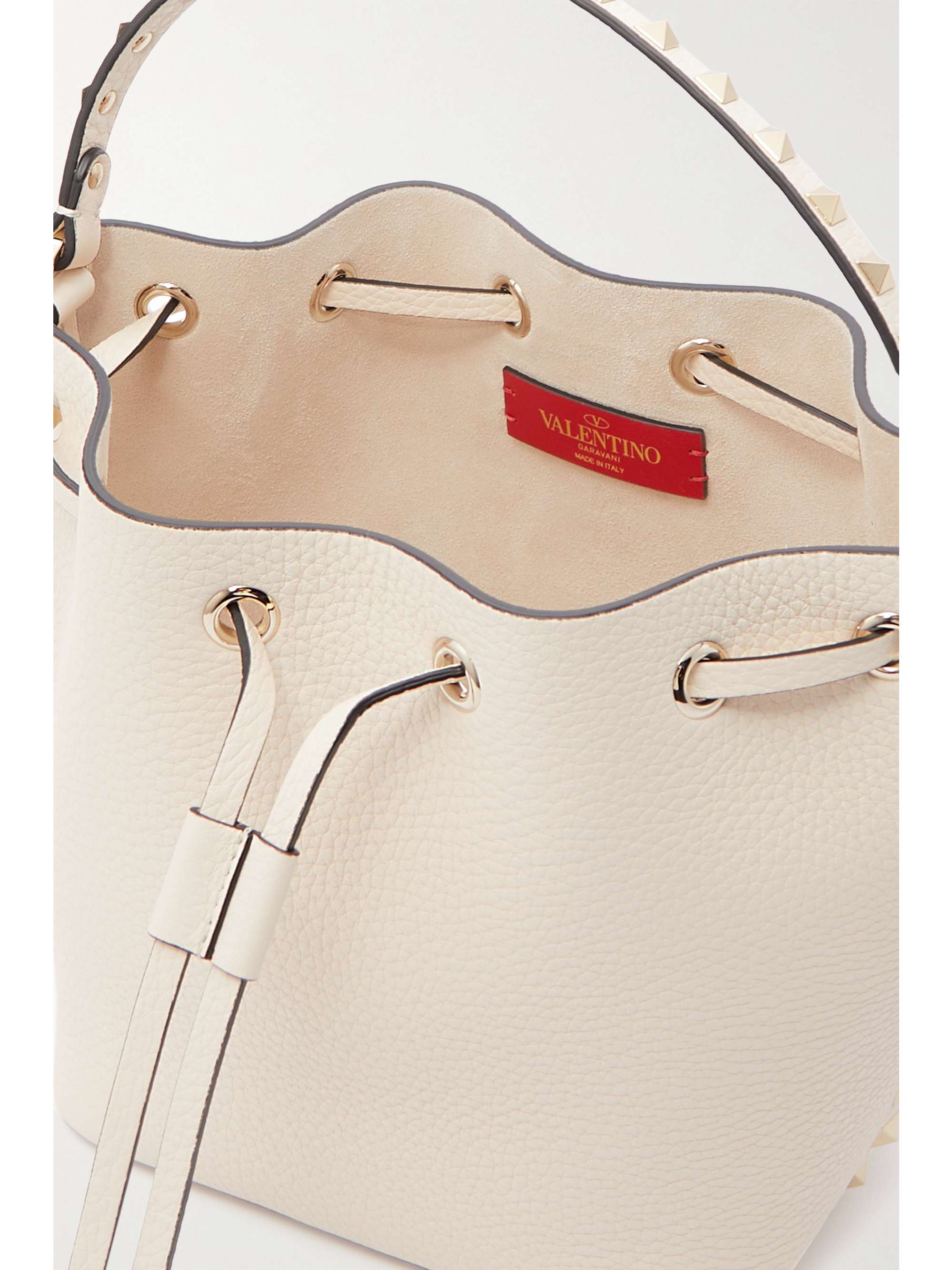 VALENTINO GARAVANI Valentino Garavani Rockstud textured-leather bucket bag