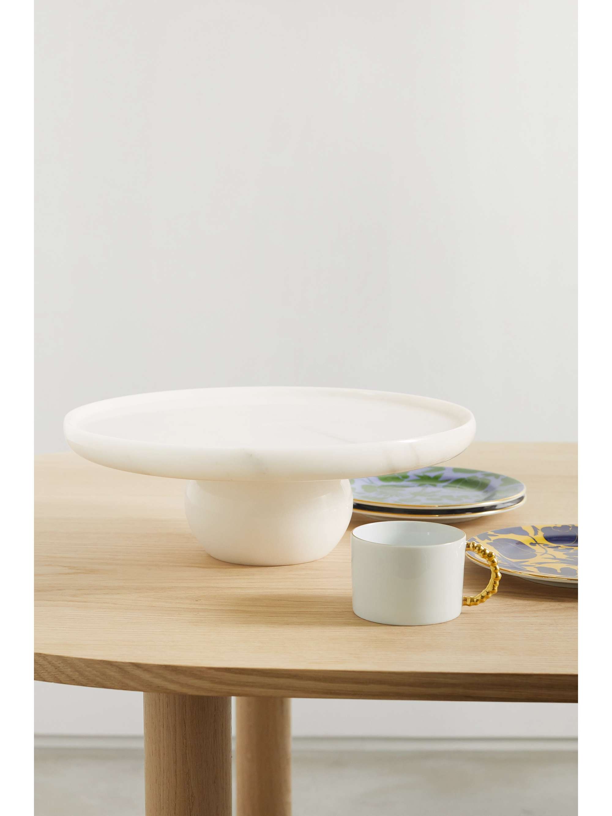 SOHO HOME Hermine marble cake stand