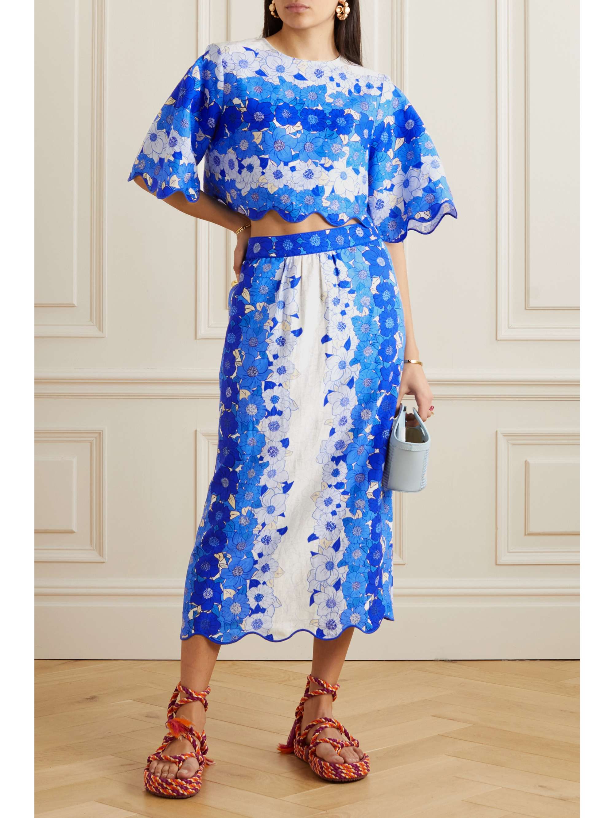 FARM RIO Cropped scalloped floral-print linen top