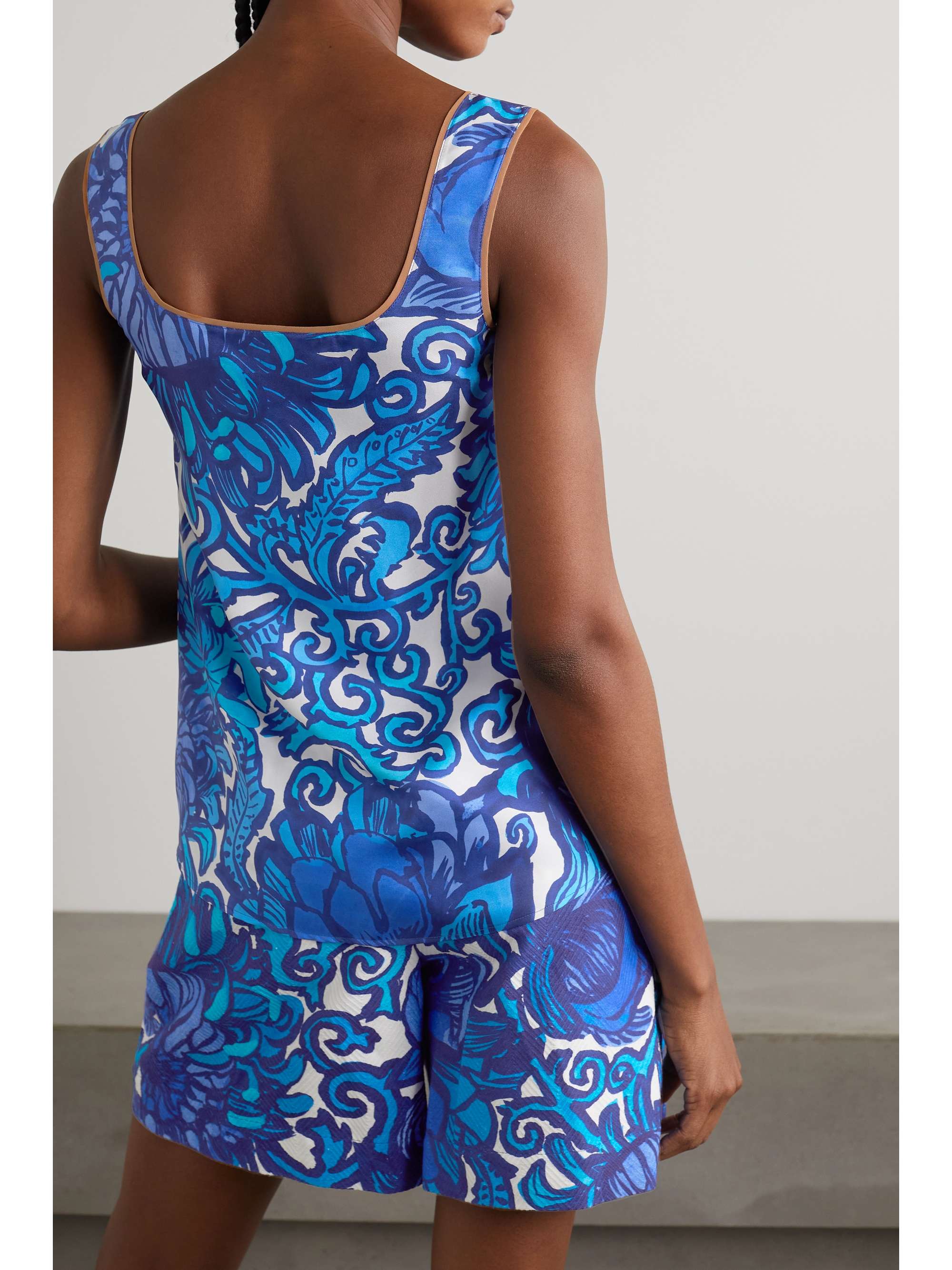 LA DOUBLEJ Twirl printed silk-twill tank