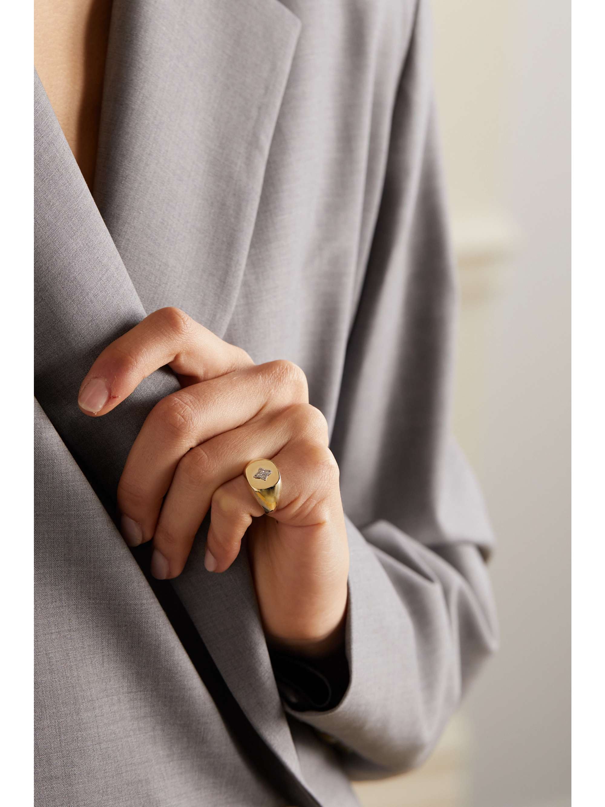 PASCALE MONVOISIN Louise 9-karat yellow and white gold diamond signet ring