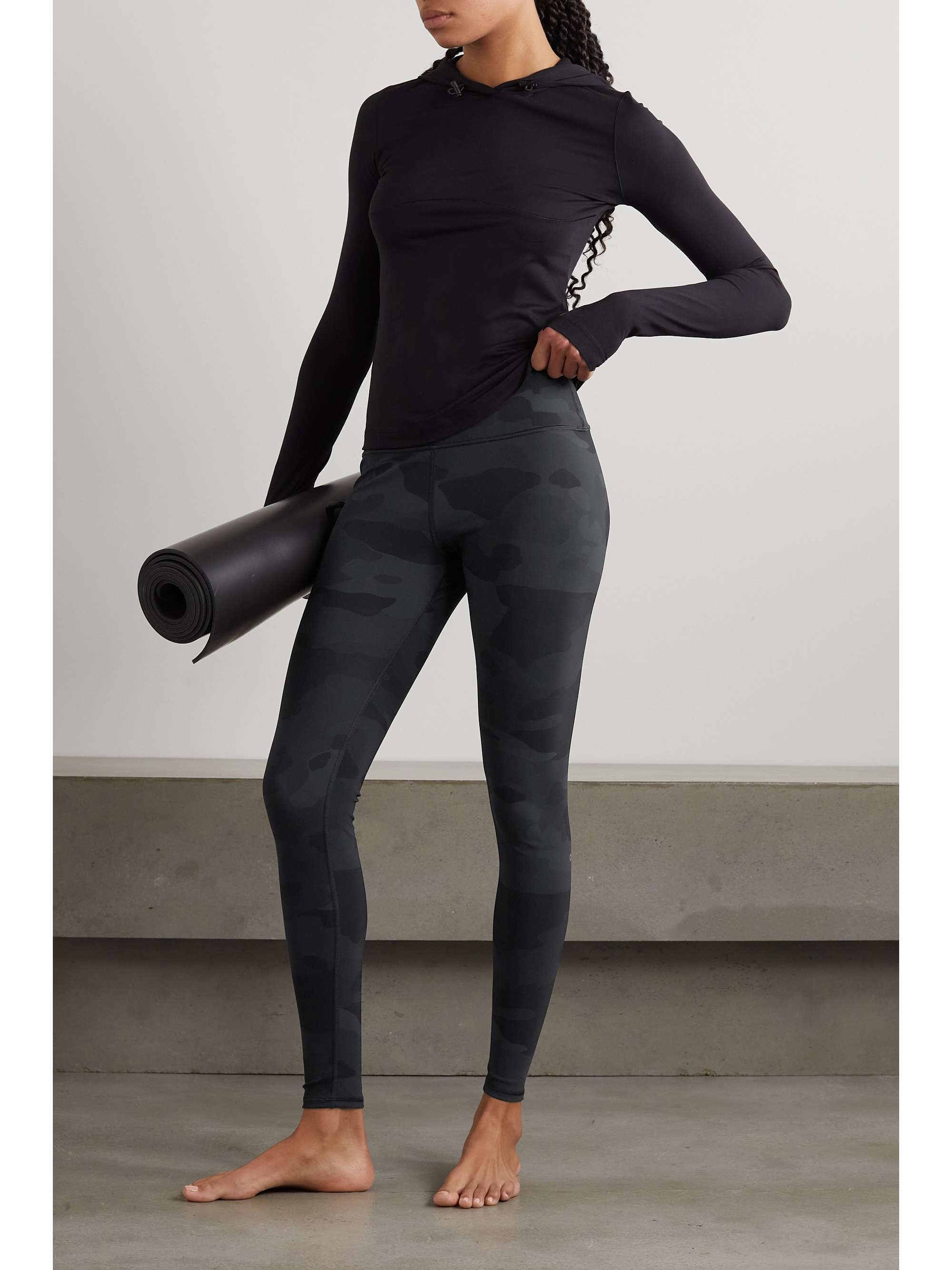 ALO YOGA Vapor camouflage-print stretch leggings | NET-A-PORTER