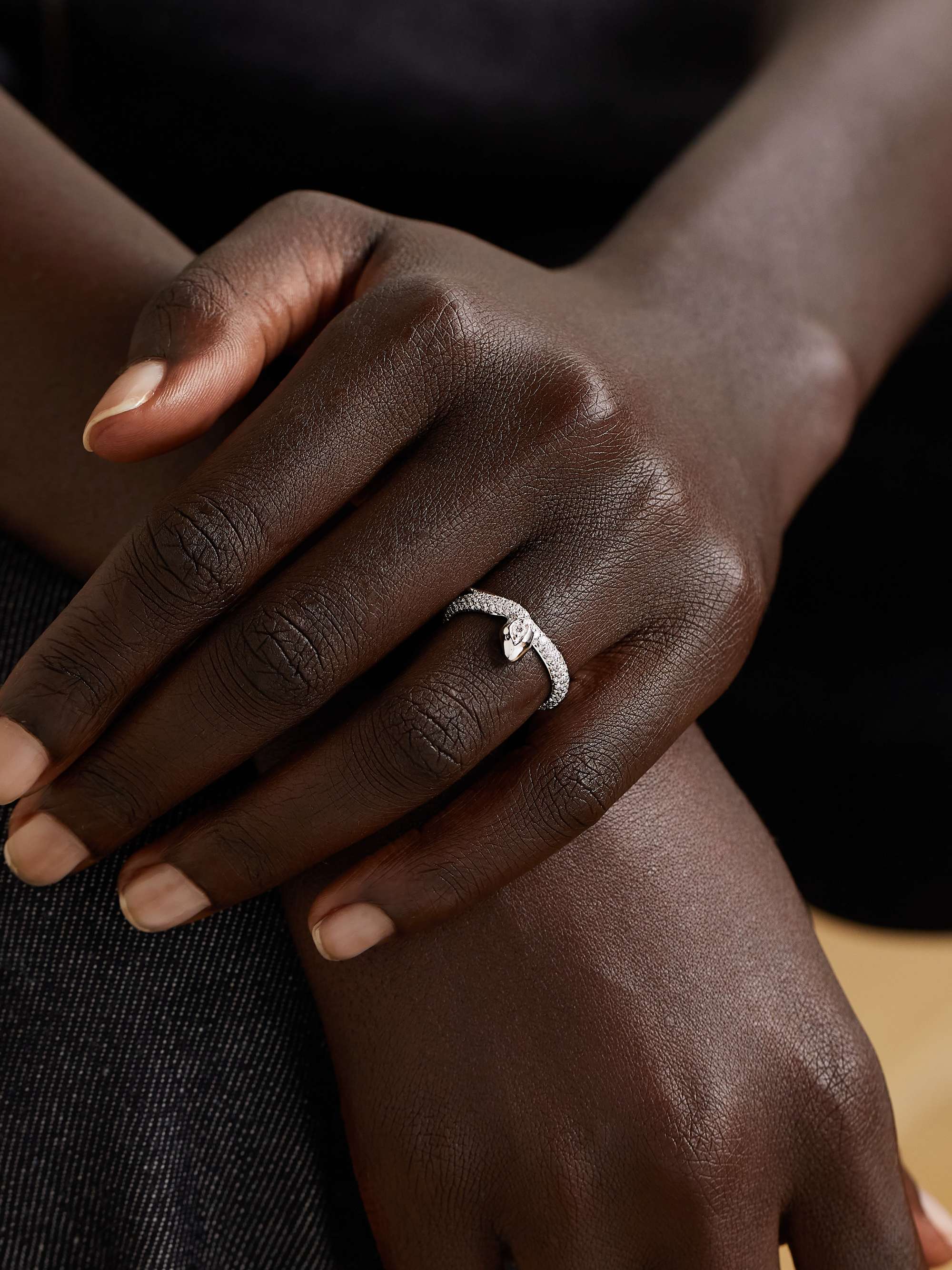 FOUNDRAE Wholeness 18-karat white gold diamond ring