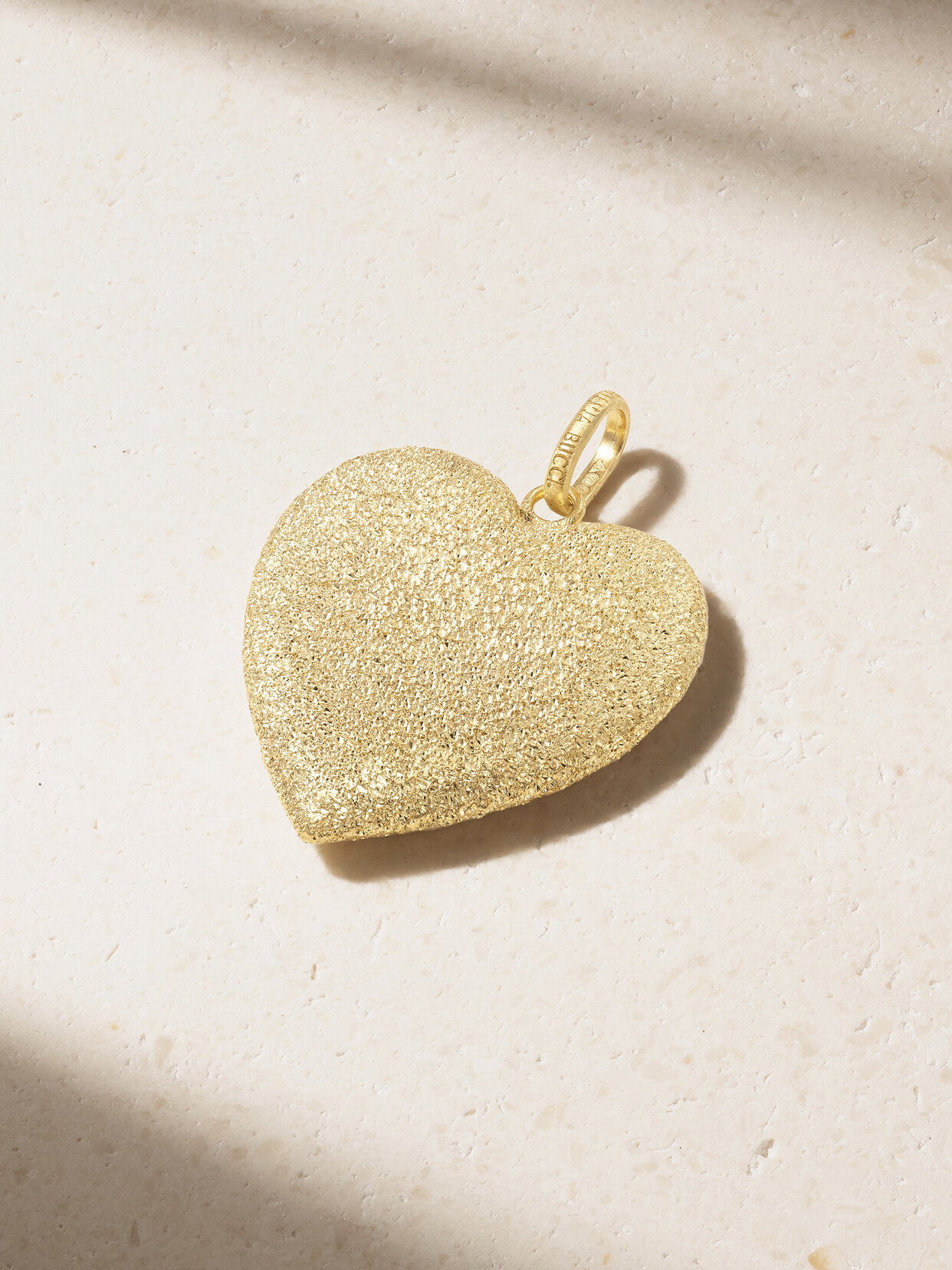 Carolina Bucci Florentine Cuore 18-karat Gold Pendant